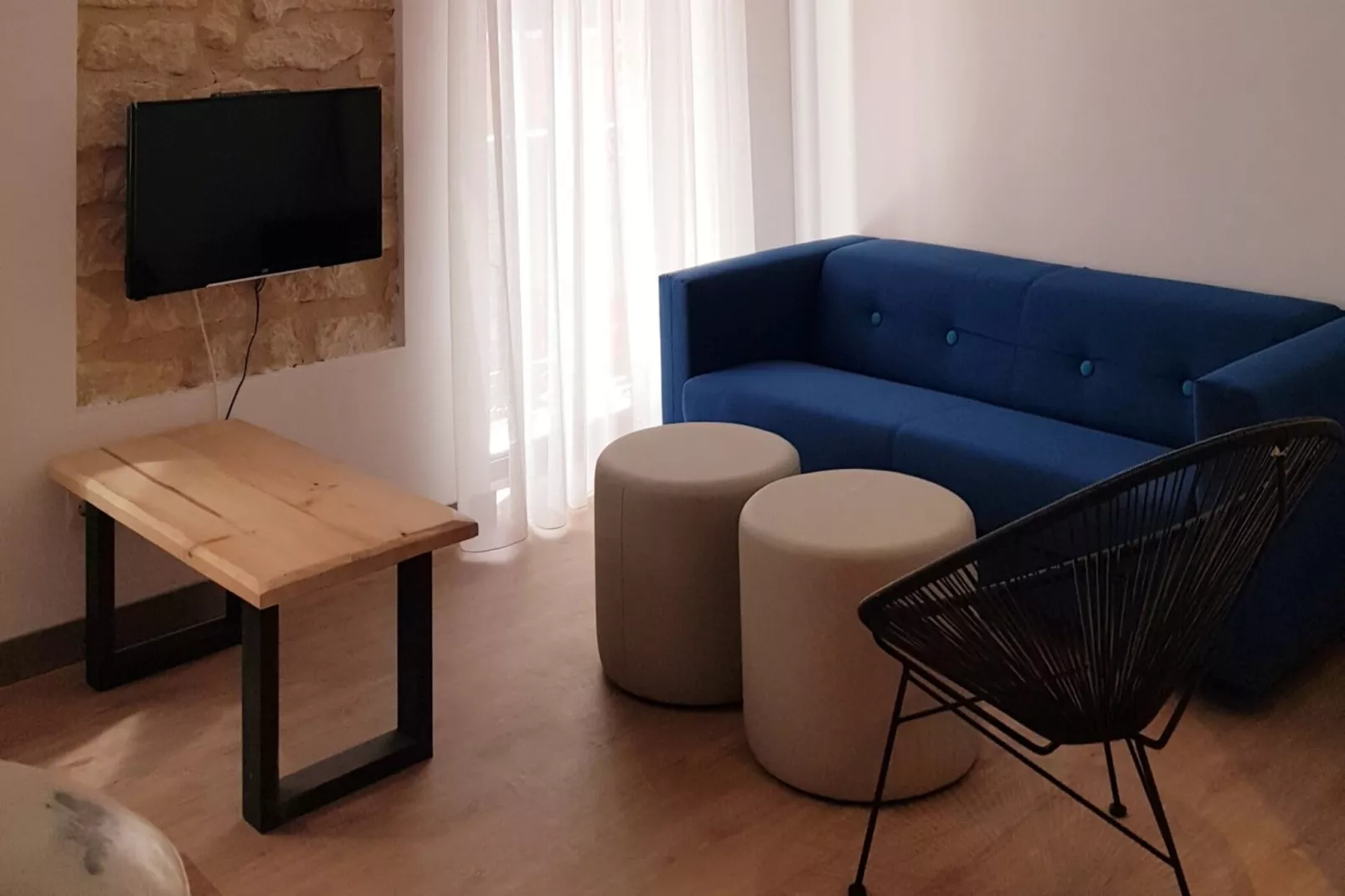 Apartamento Deluxe con Jacuzzy - Woonkamer