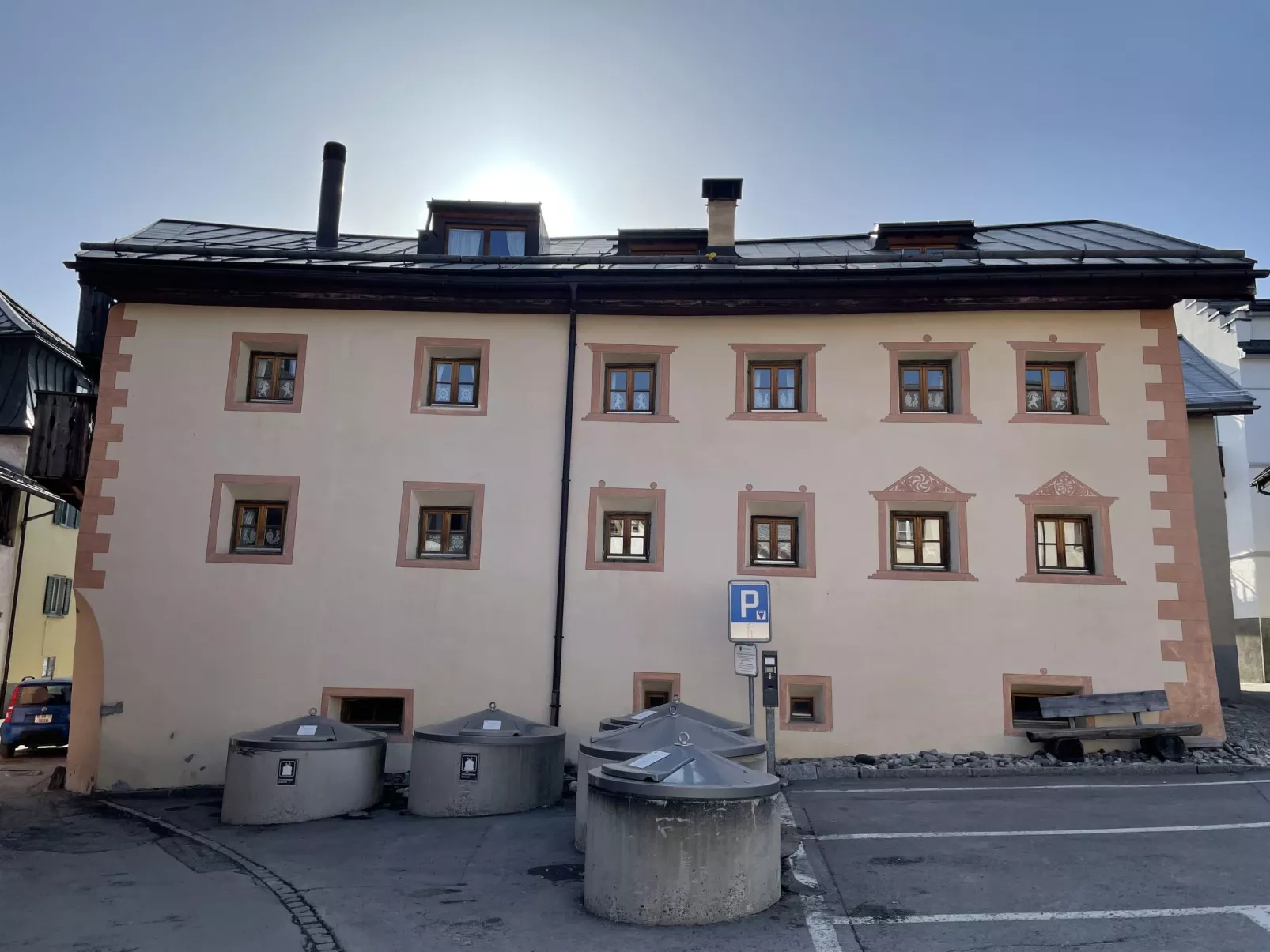 CHASA VEGLIA, (Sent)