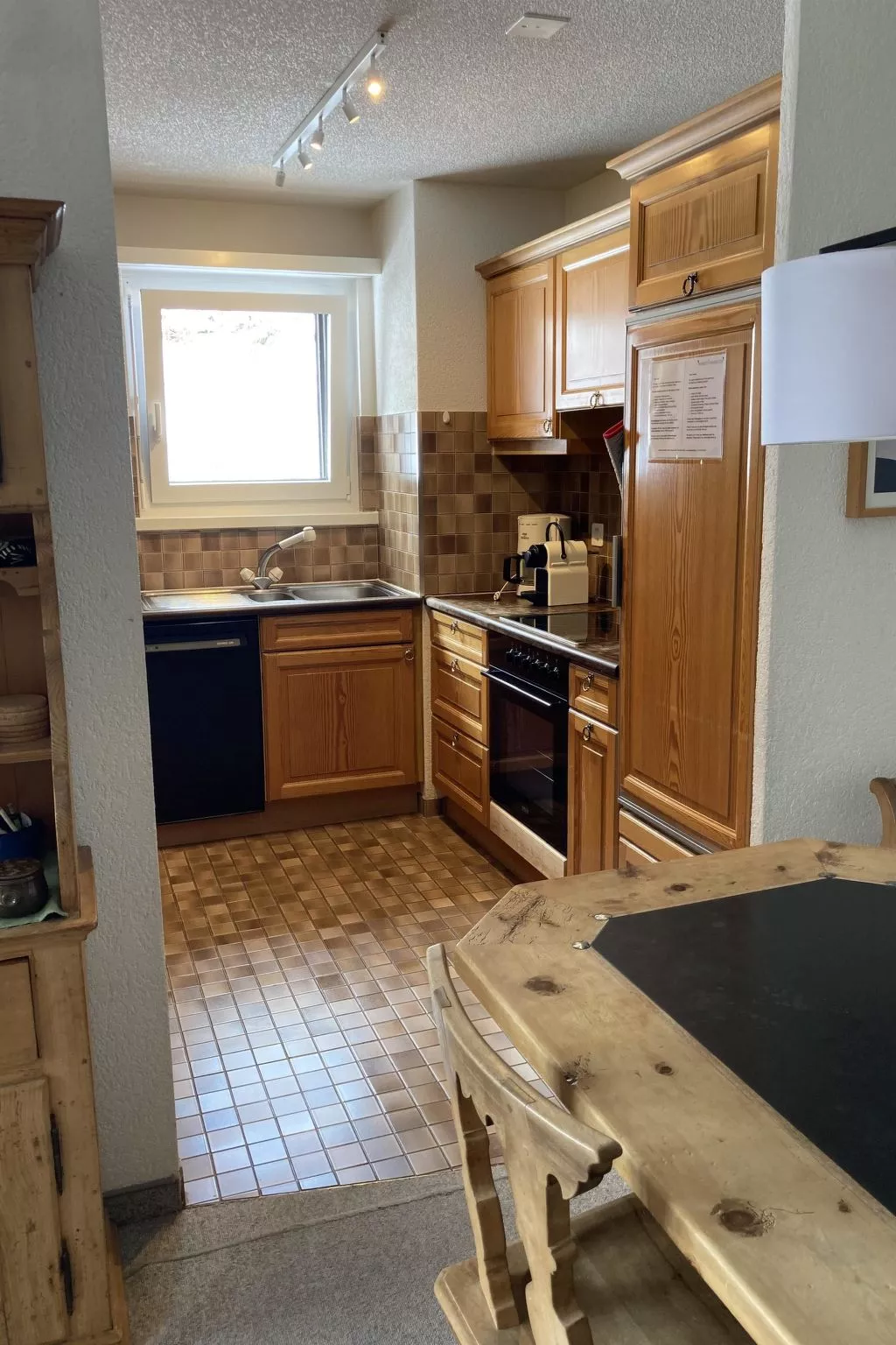 Heimgut 37 3½-Zimmerwohnung - Binnen