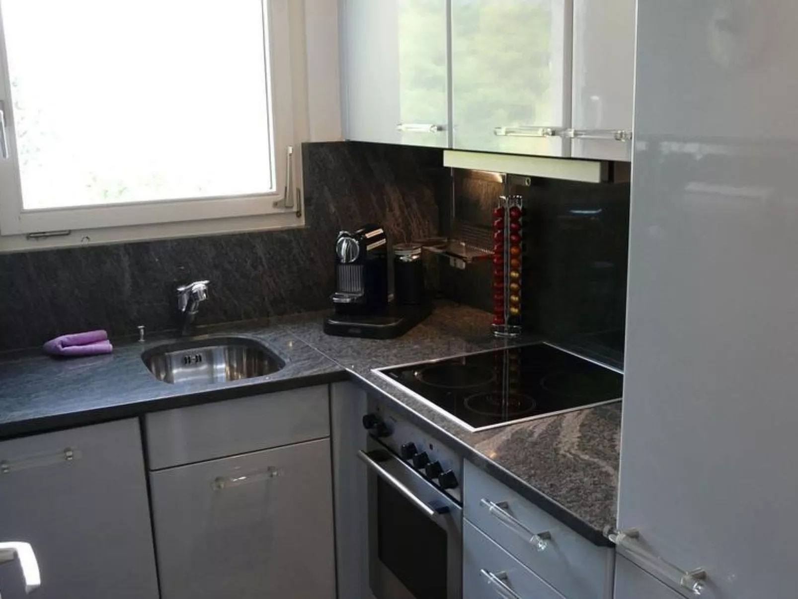 2-Zimmerwohnung - Binnen