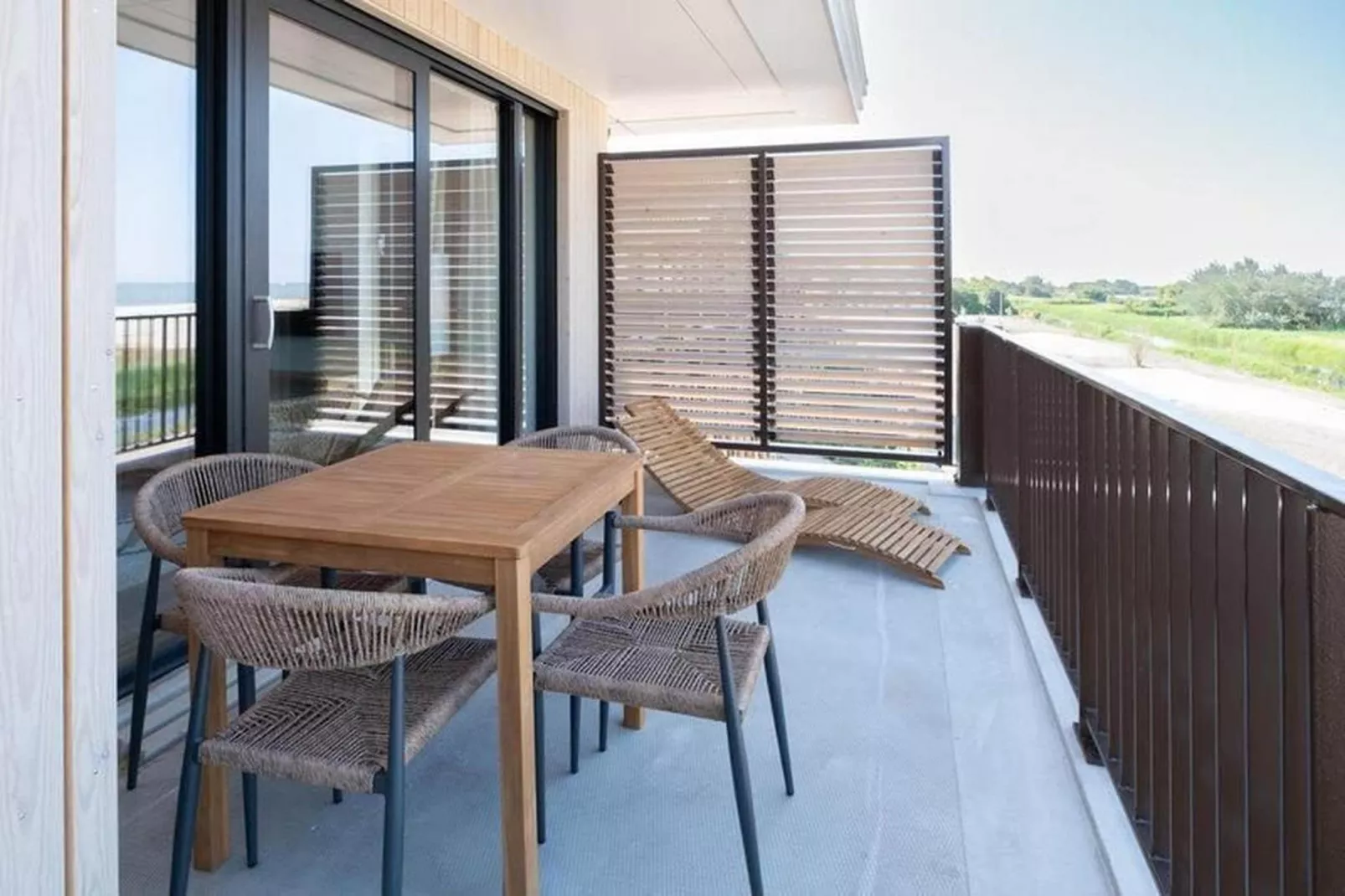 Luxury Beach Apartment | 4+2 Pers. - Terrasbalkon