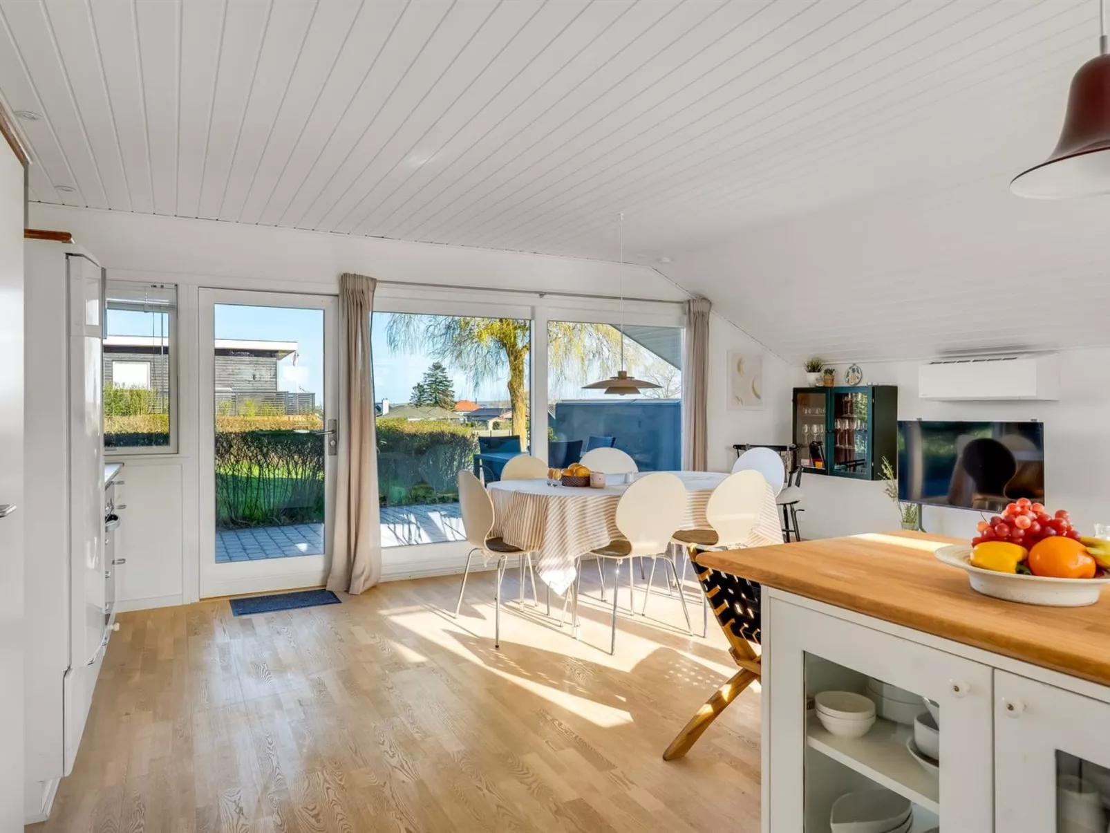 "Joannes" - 200m from the sea - Binnen