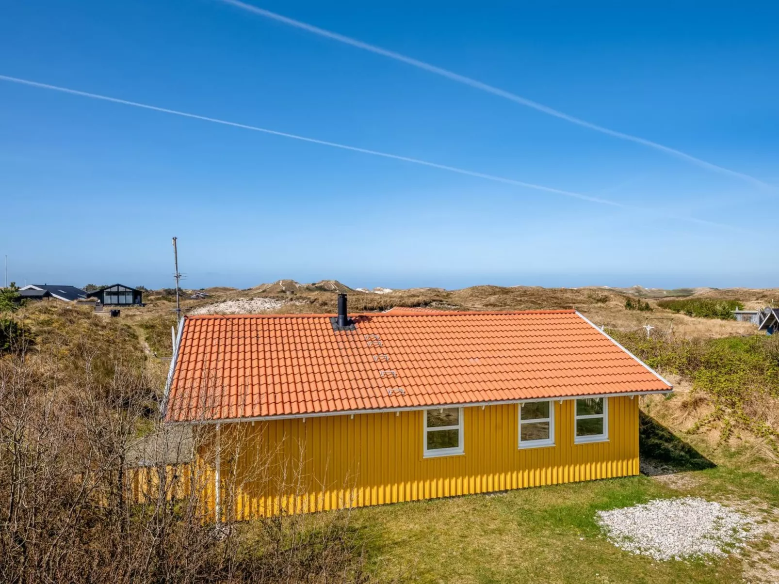 "Midja" - 800m from the sea - Buiten