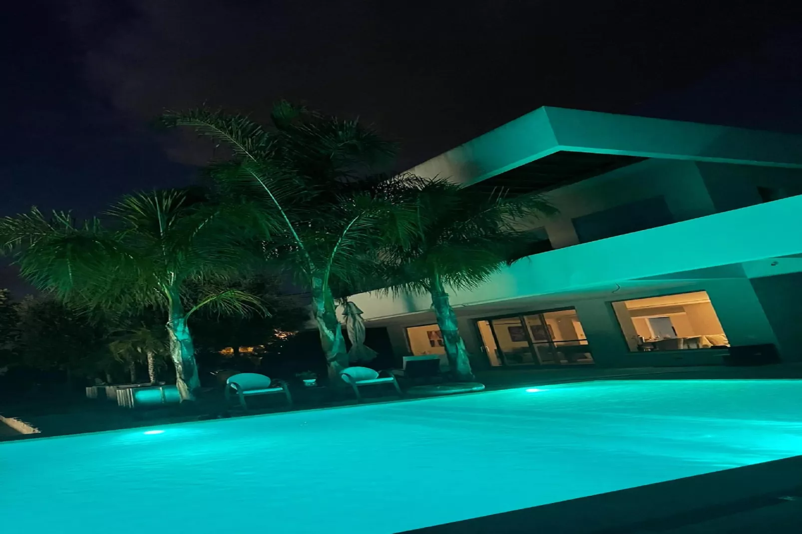 Luxury Villa at Vrahniou - Buitenkant zomer