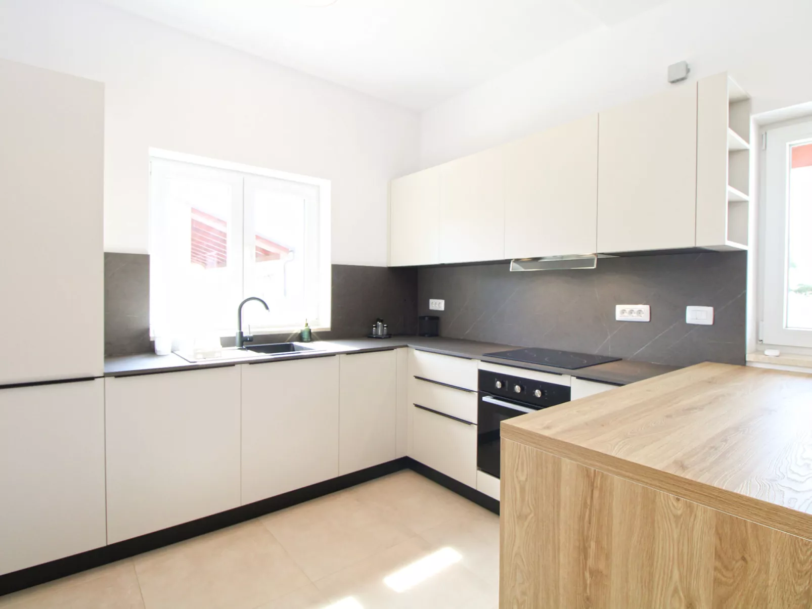 House 2340 - Binnen