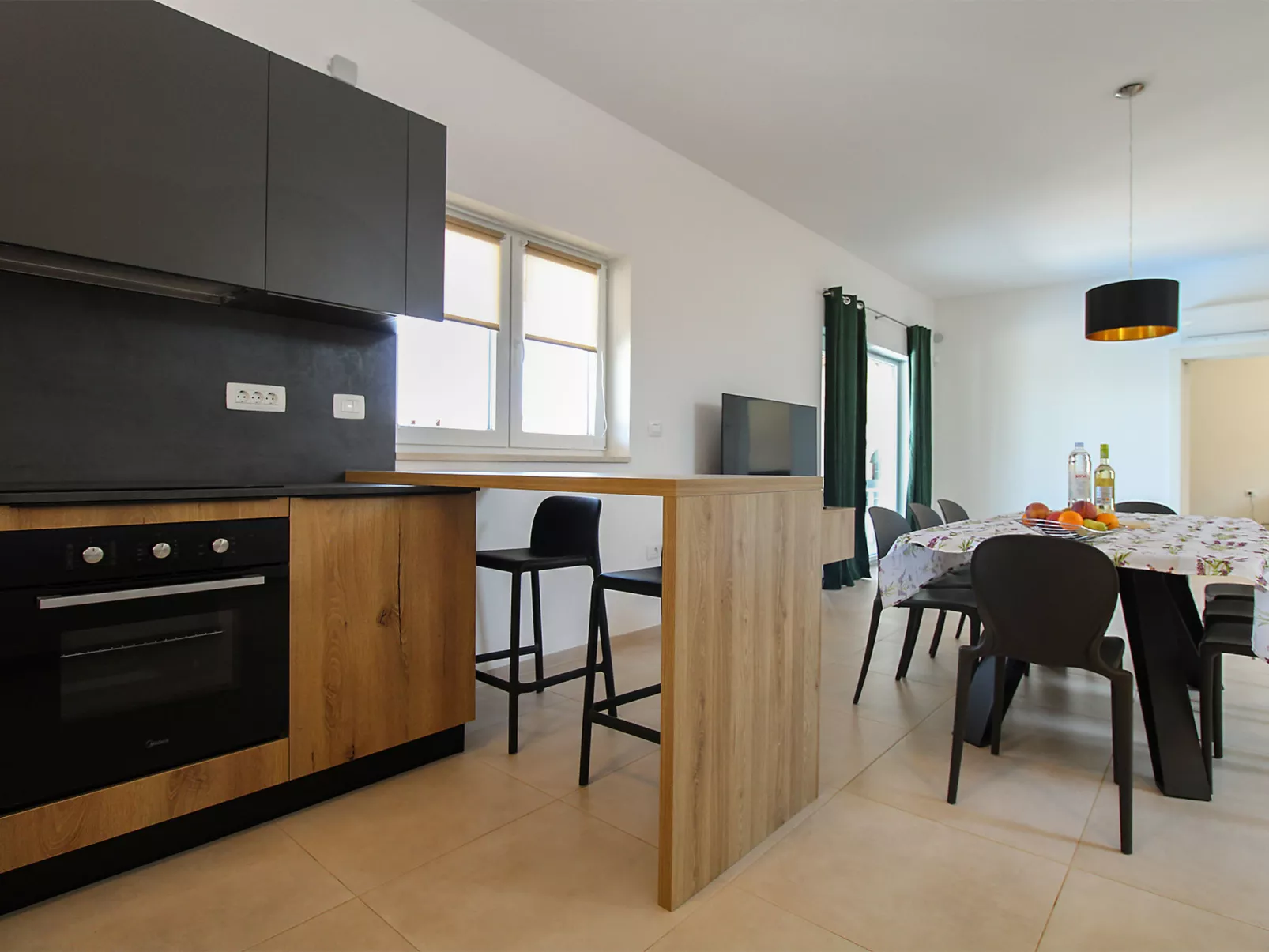 House 2351 - Binnen