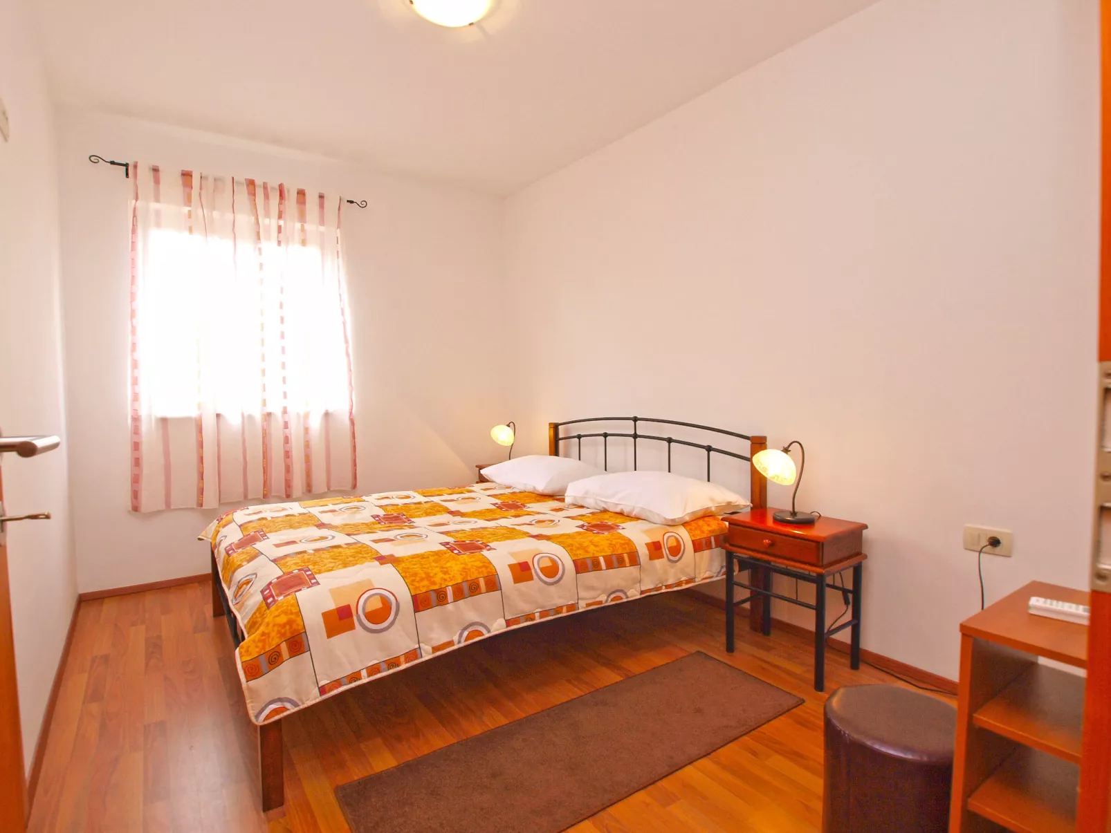 House 1330 - Binnen