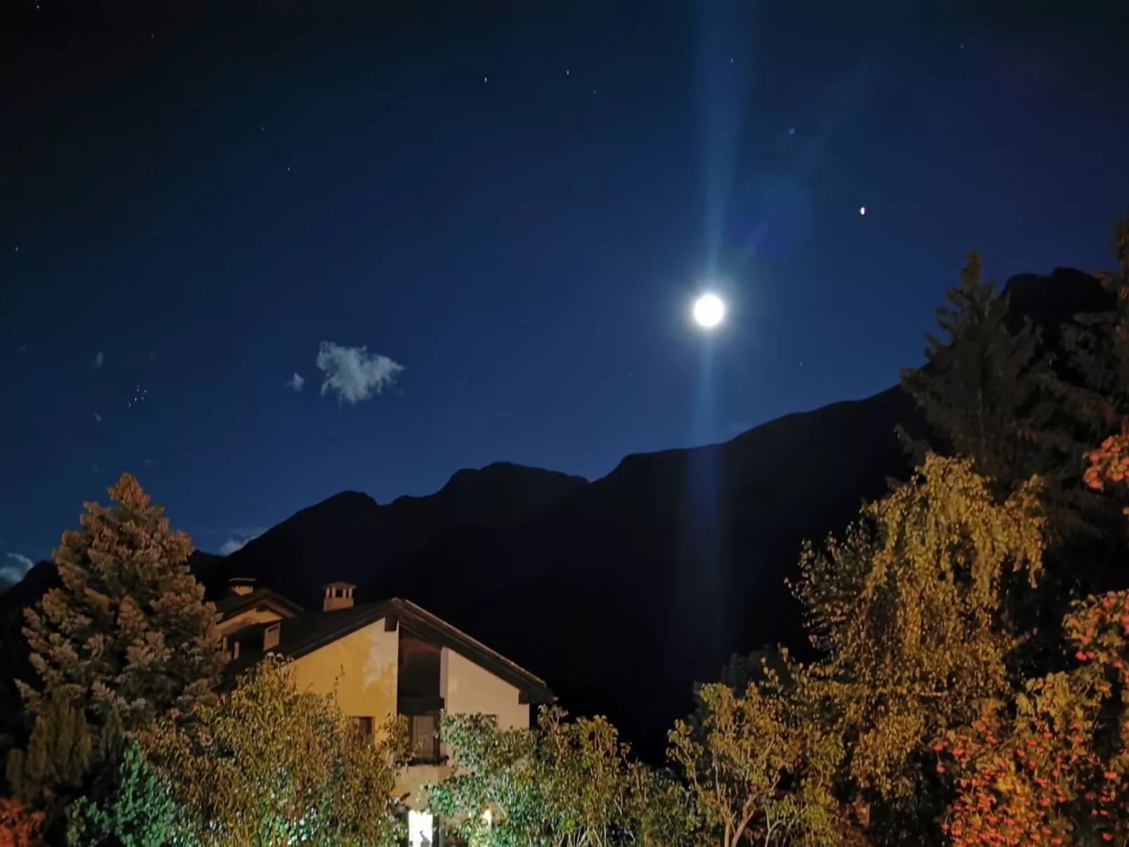 Chasa Ravagl, (Scuol). - Buiten