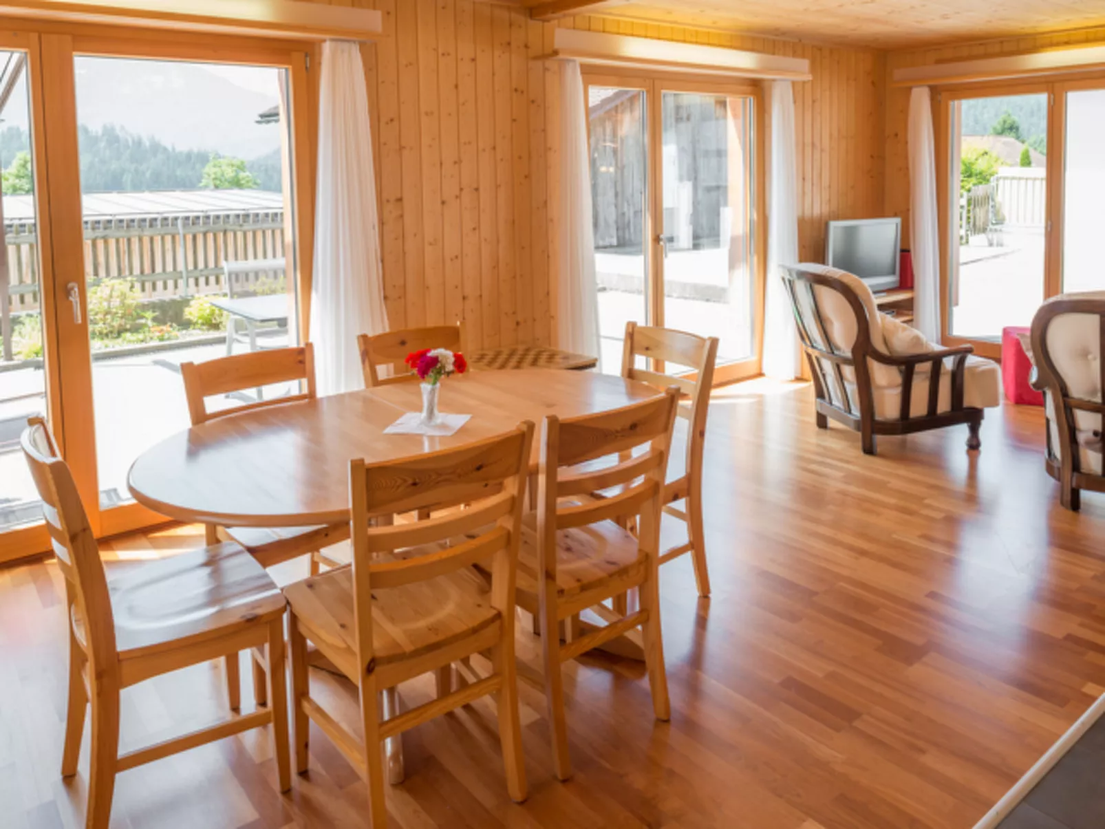 Caflisch Jacob und Erika, (Trin Mulin). 6.5 Zimmer Einfamilienhaus - Binnen