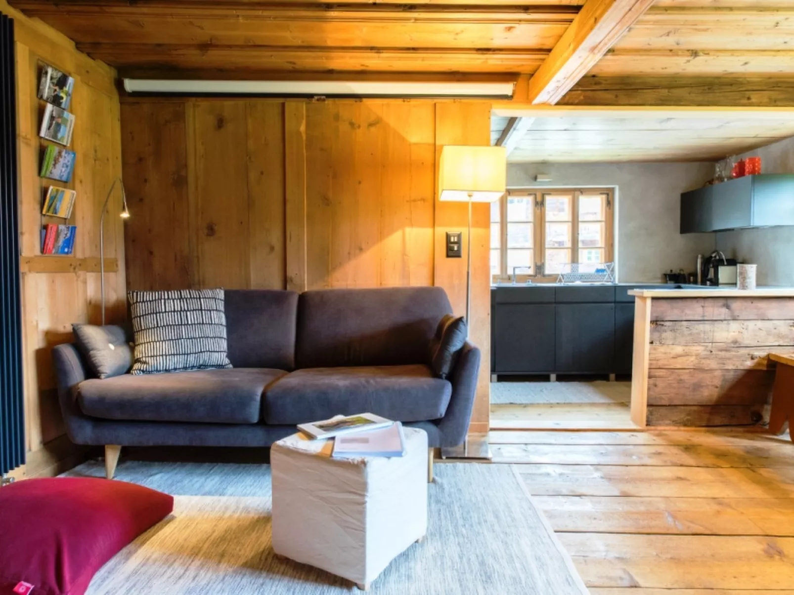 Tgèsa Surrein Giassa10, (Sedrun/Surrein). - Binnen