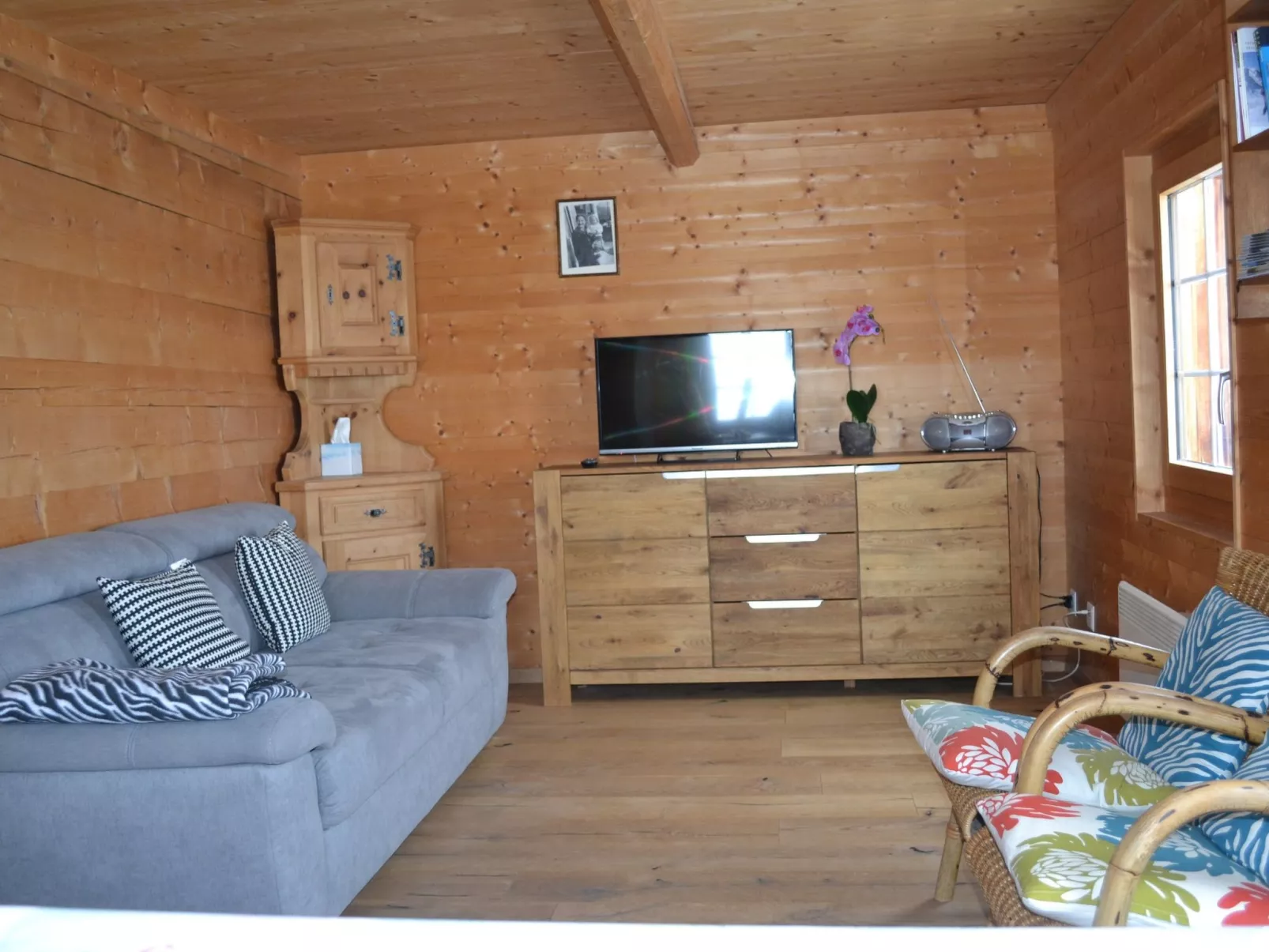 Berghütte Chalet Canischauna, Waltensburg, (Waltensburg/Vuorz). - Binnen