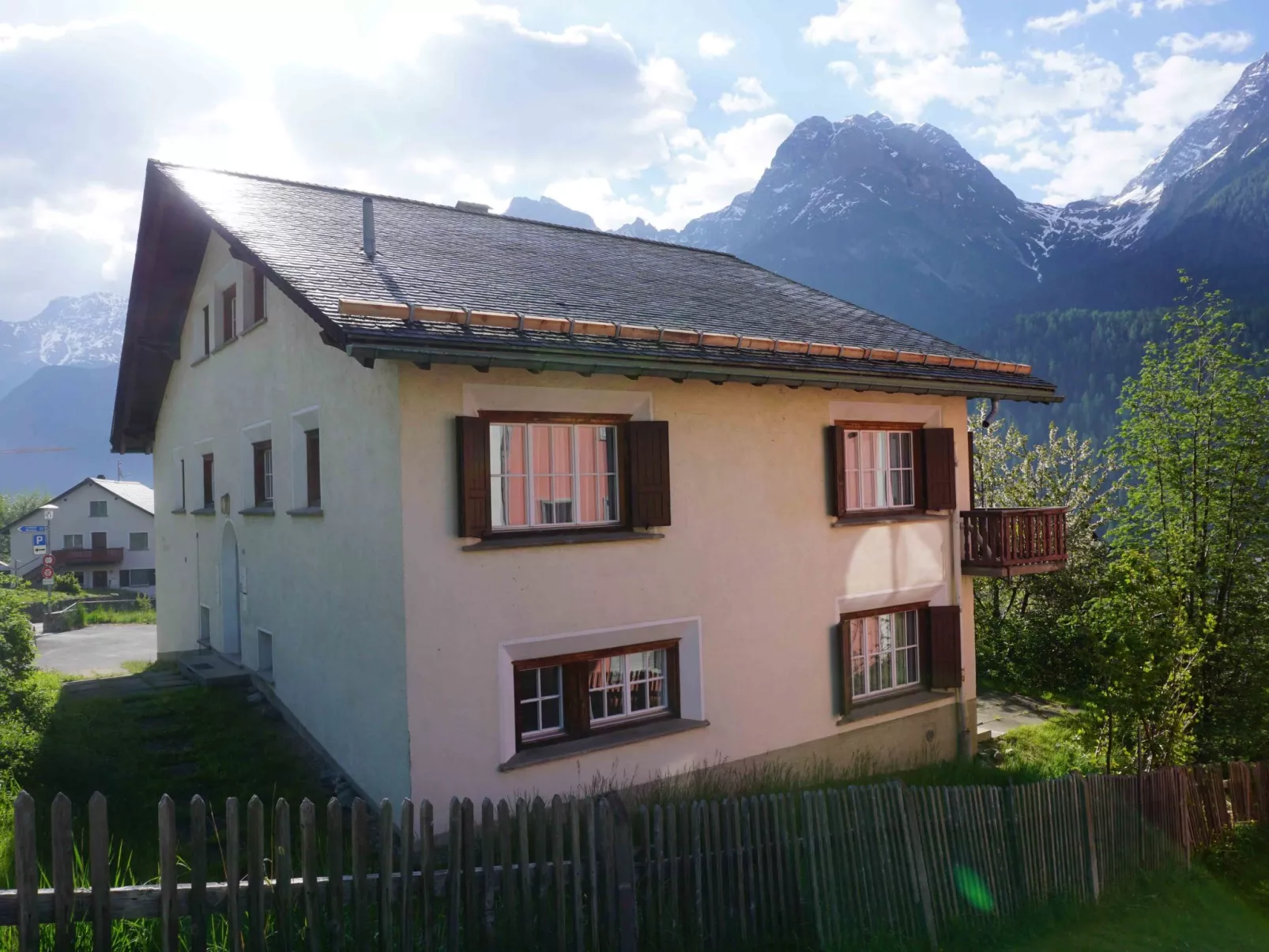 Chasa Allegra, (Scuol). - Buiten