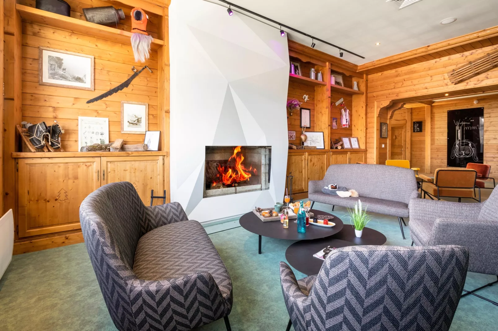 Village Club MMV Plagne 2000  Room for 2 people - Woonkamer