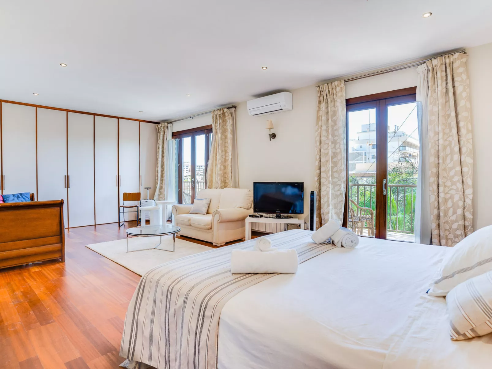 VILLA CALA ESTANCIA MERCEDES - Binnen