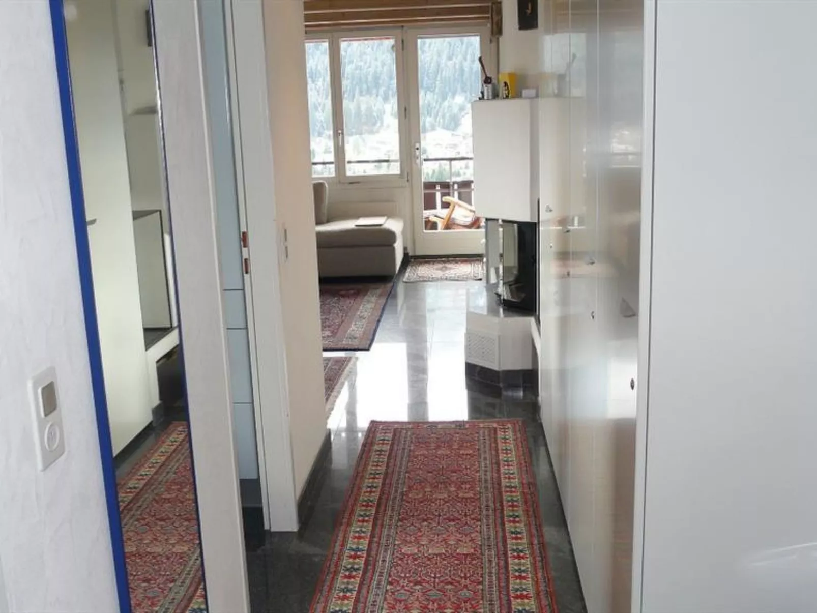 2-Zimmerwohnung - Binnen