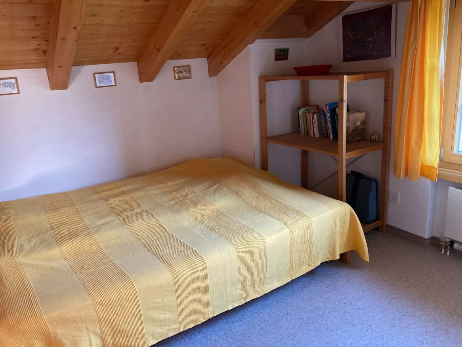 Bim Chappeli, Obersaxen-Affeier, (Obersaxen). - Binnen