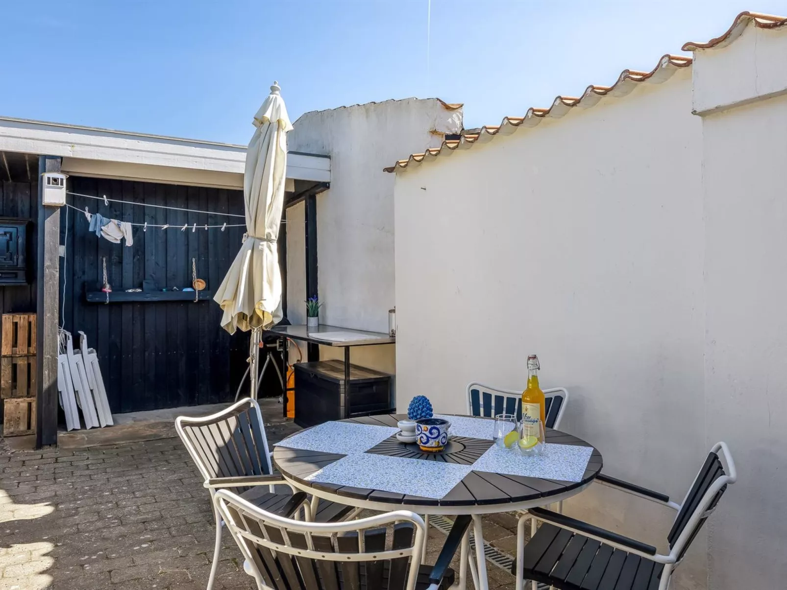 "Niela" - 300m from the sea - Buiten