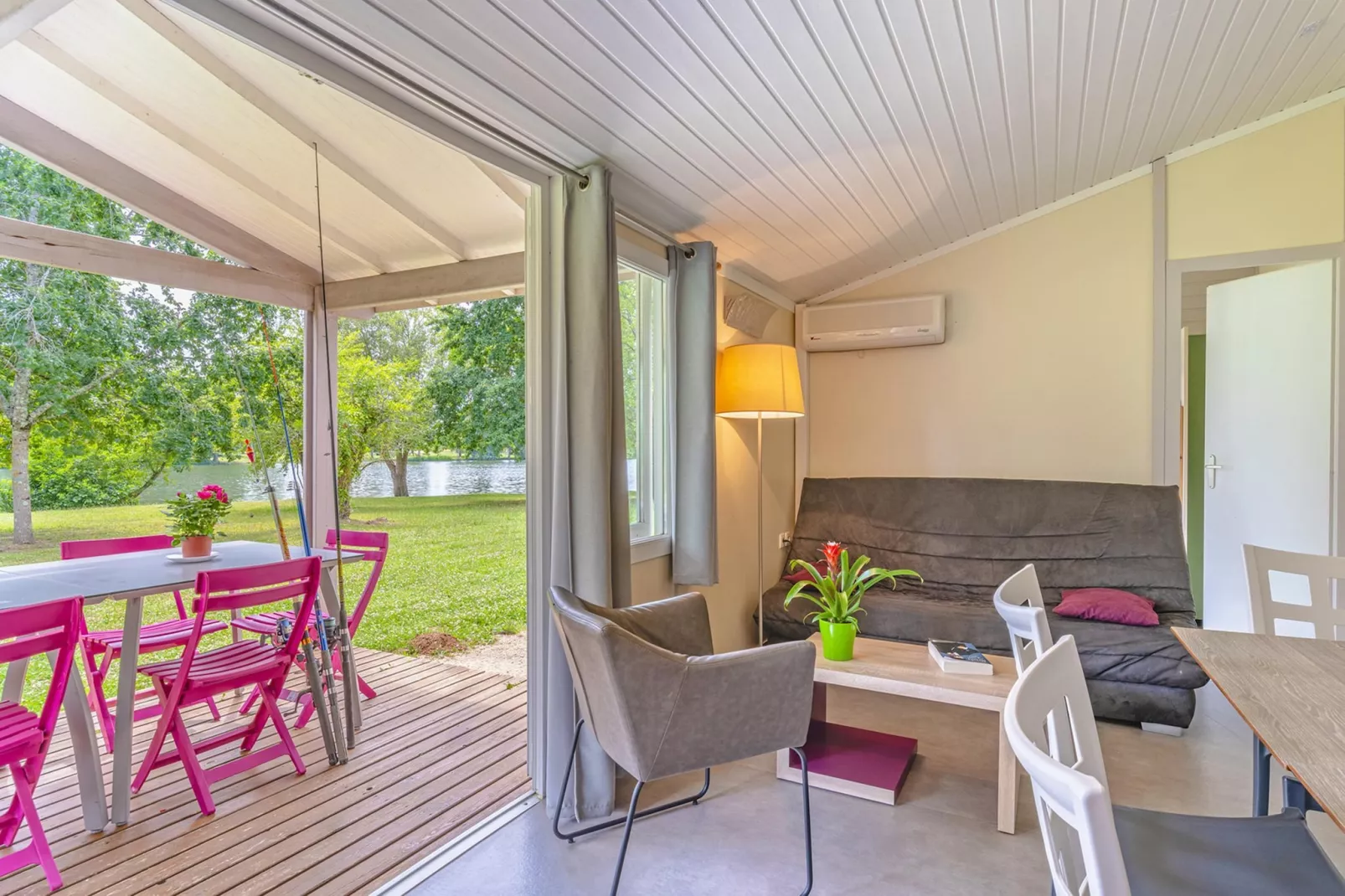 Port Lalande COTTAGE 6 pers OTA - Woonkamer
