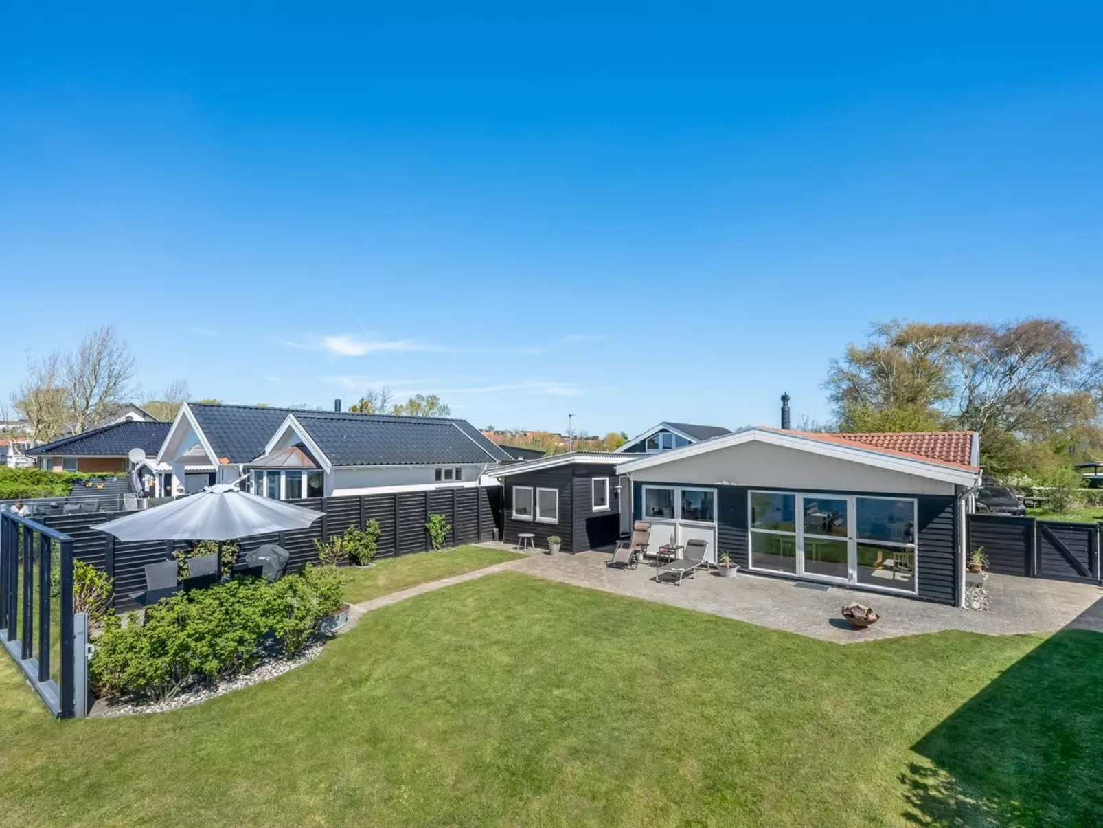 "Stilla" - 150m from the sea - Buiten