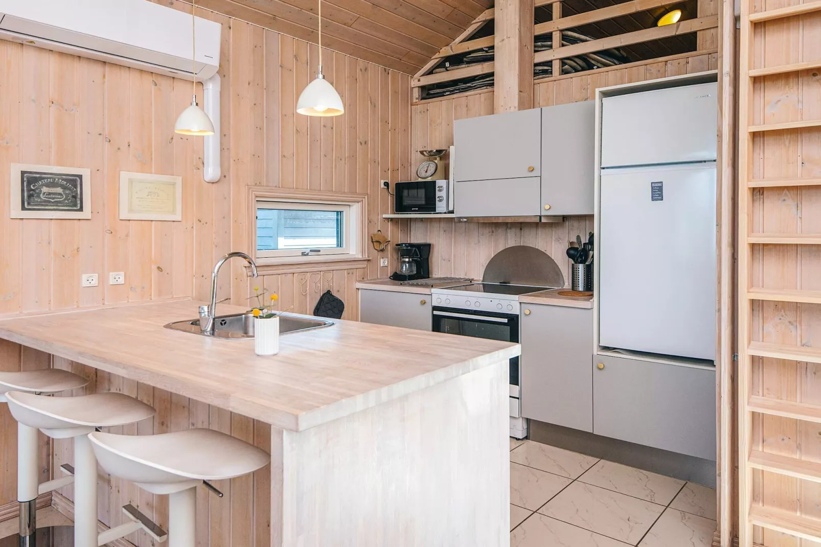 8 persoons vakantie huis in Tarm - Binnen
