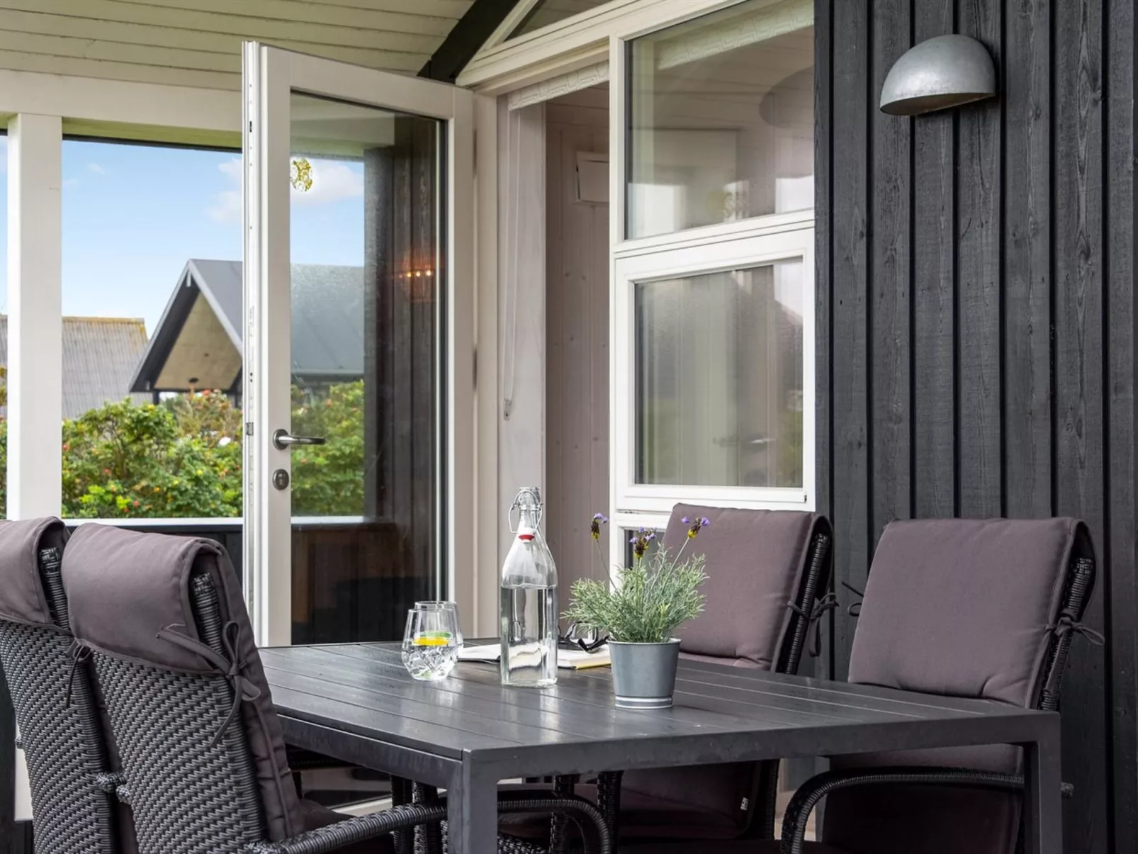 "Erza" - 500m from the sea - Buiten