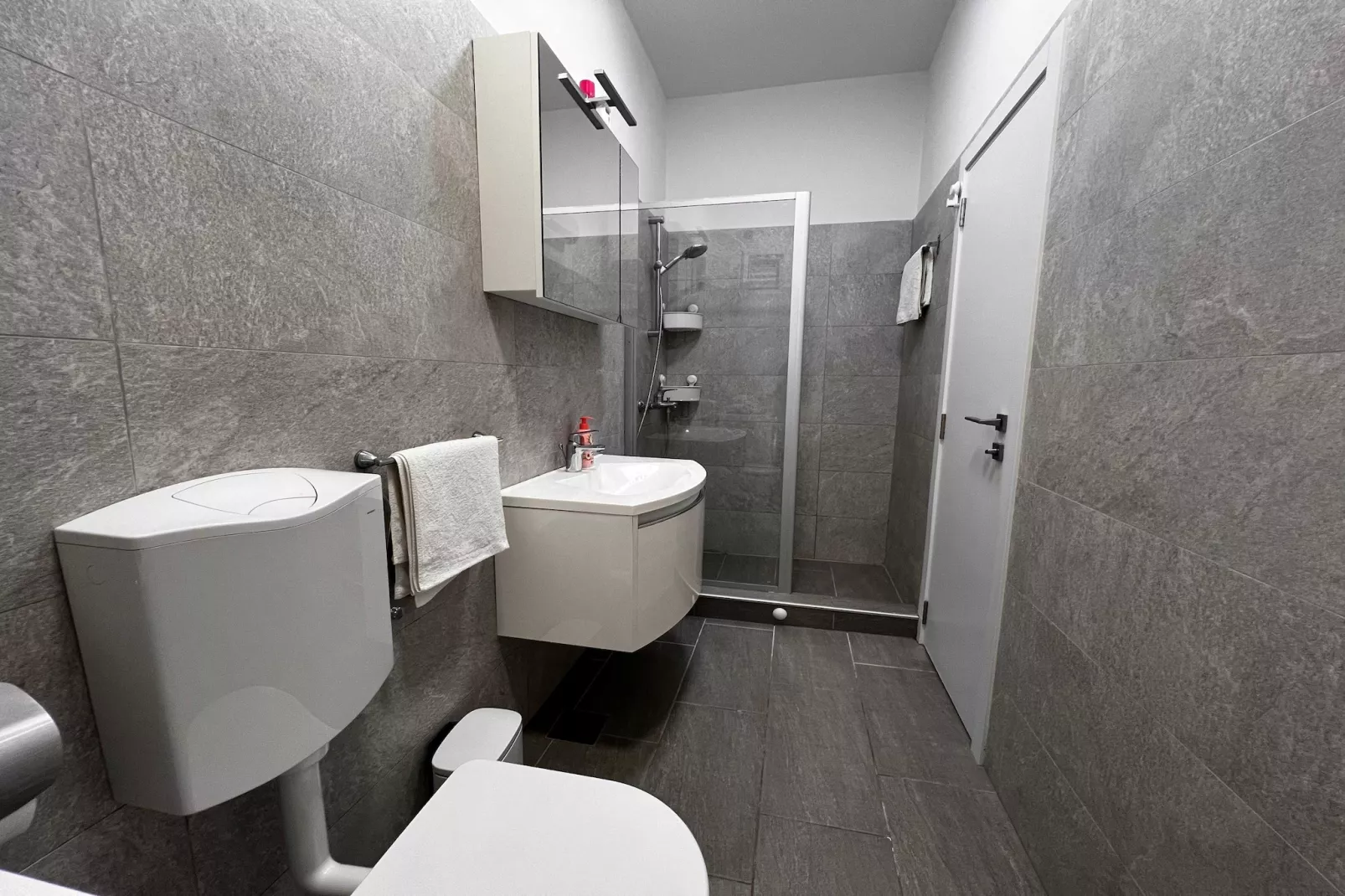 Guest House Kono - Two Bedroom Apartment with Terrace - Badkamer
