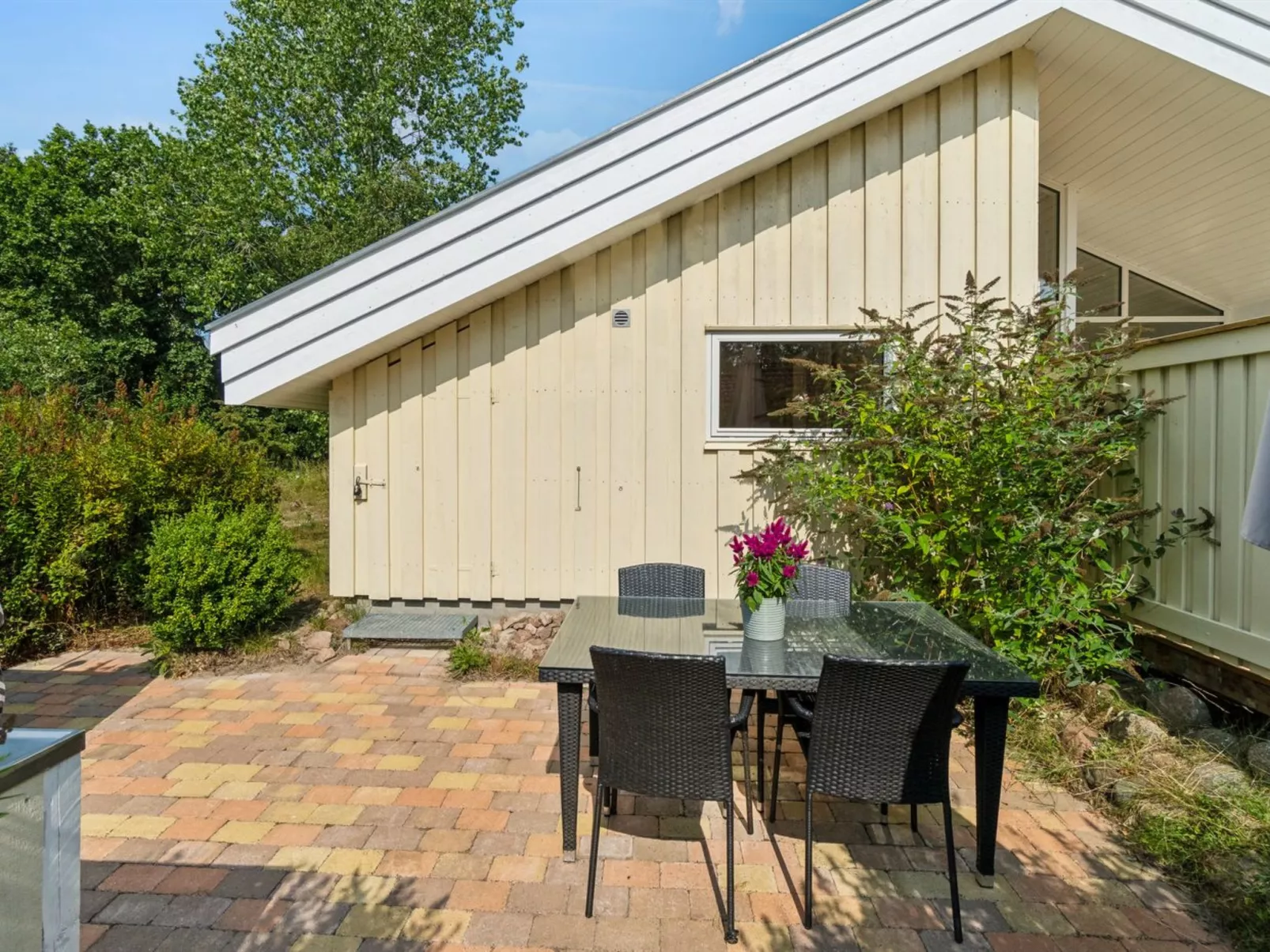 "Vamika" - 300m from the sea - Buiten
