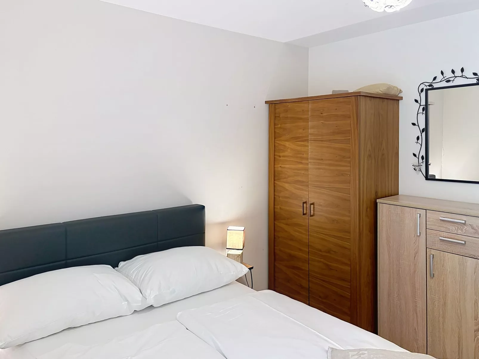 Family Comfort by SMR with Pool and Spa - Binnen