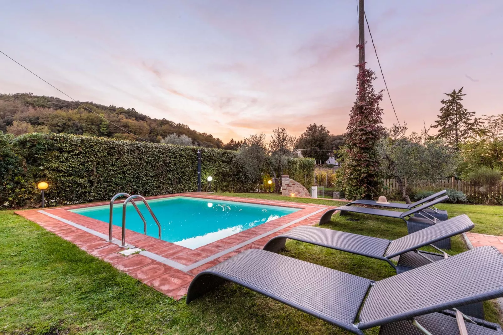 Rondini Farmhouse - Zwembad