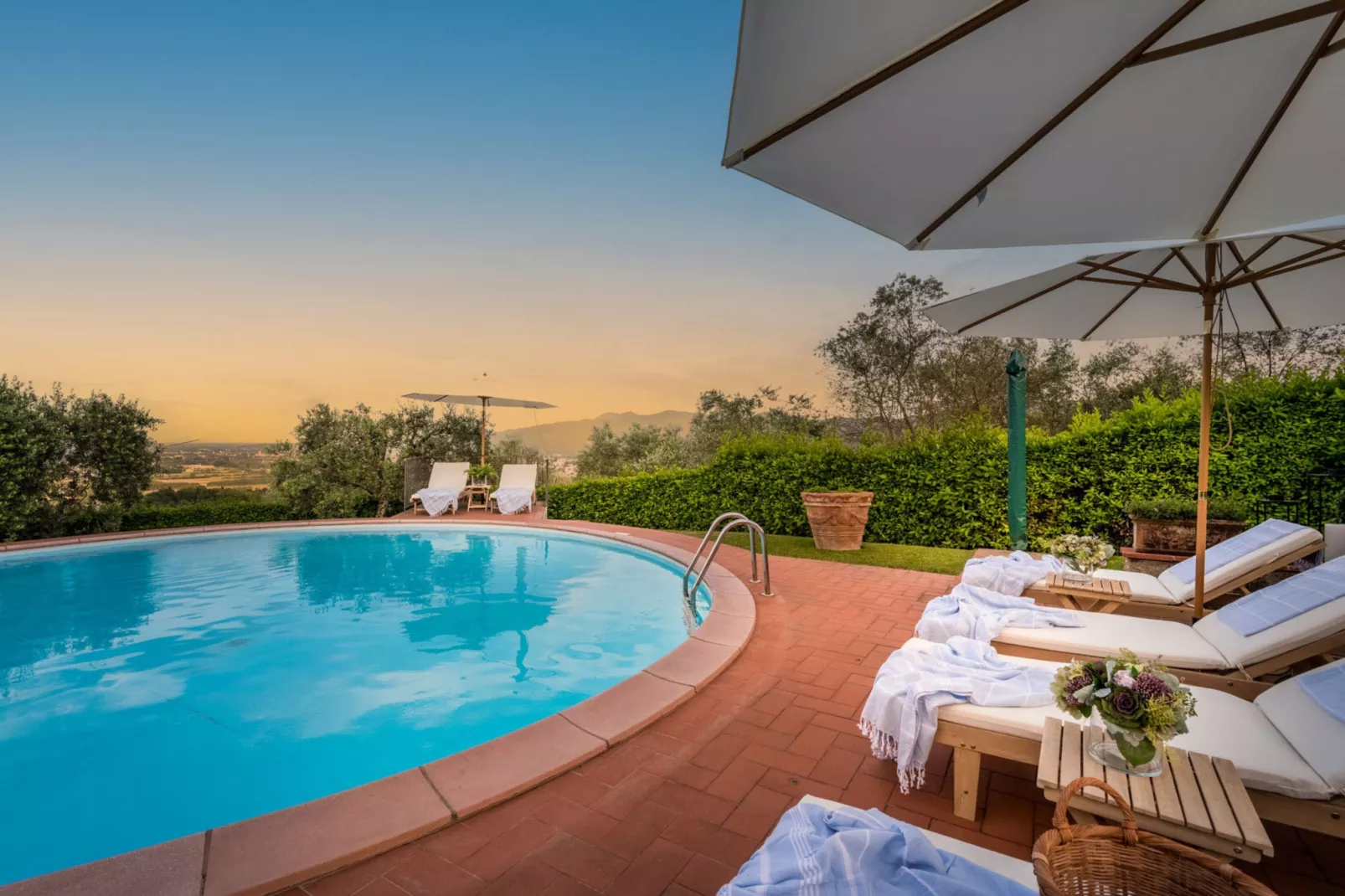 Villa Lontana - Zwembad