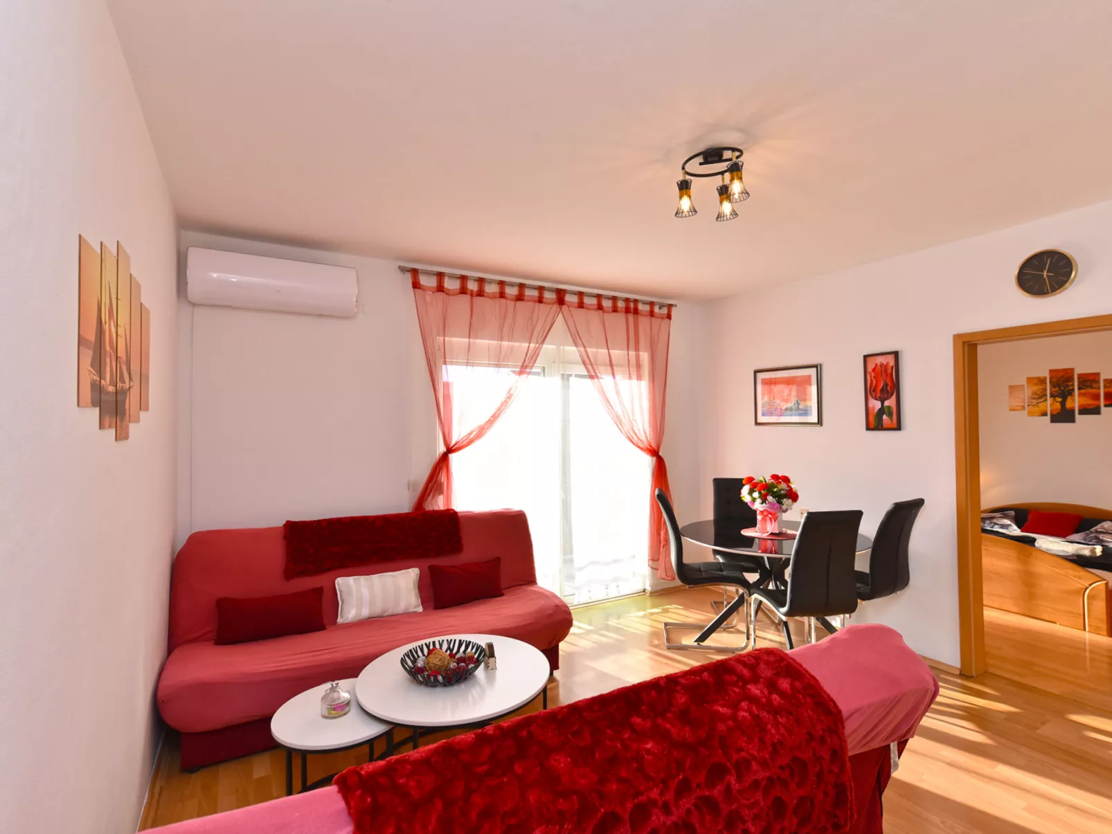 Apartment 143 - Binnen