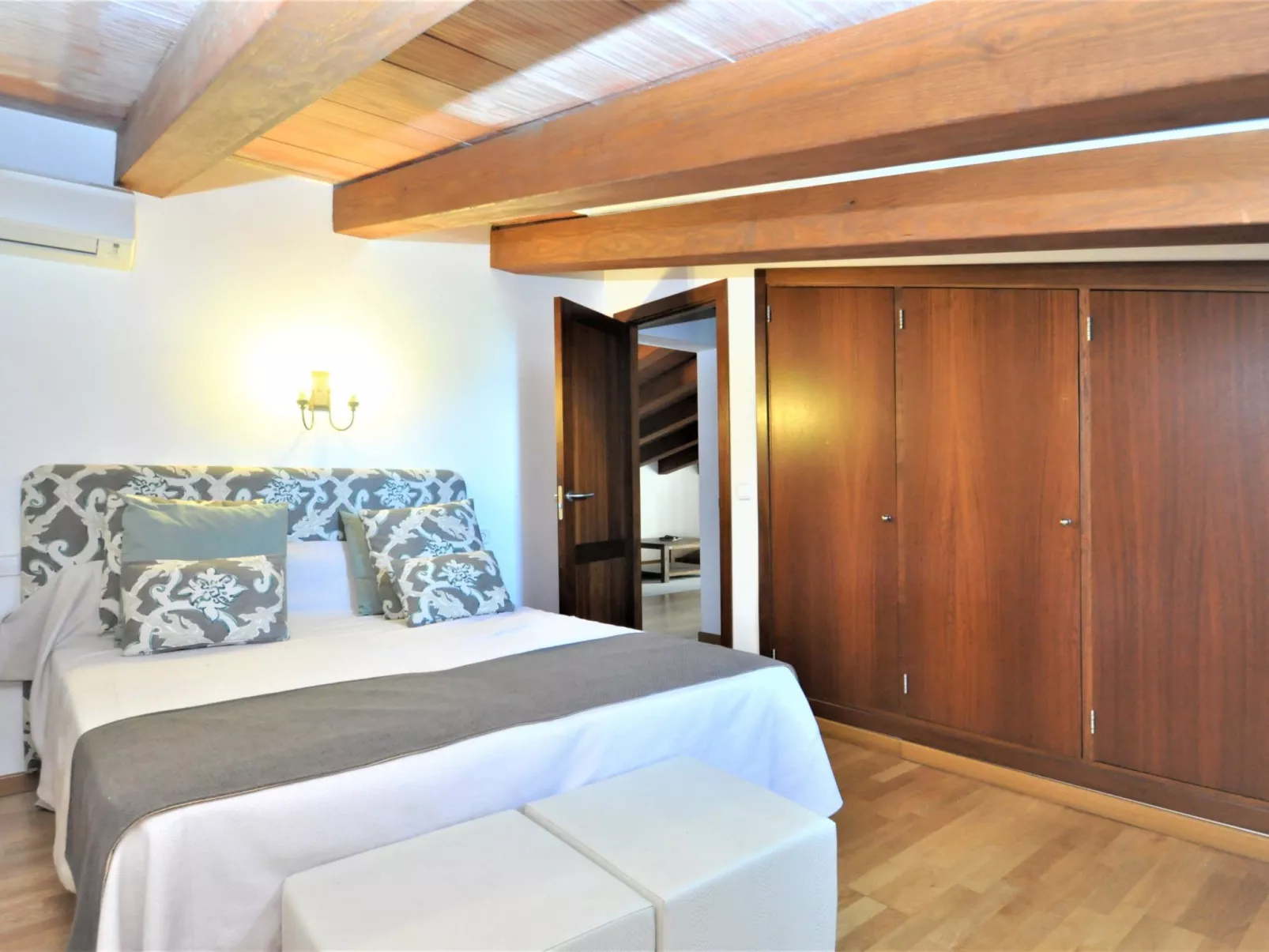 CAS BORRASSOS- Finca con piscina privada a 10 minutos de Palma.. BBQ. Wifi - Wi - Binnen