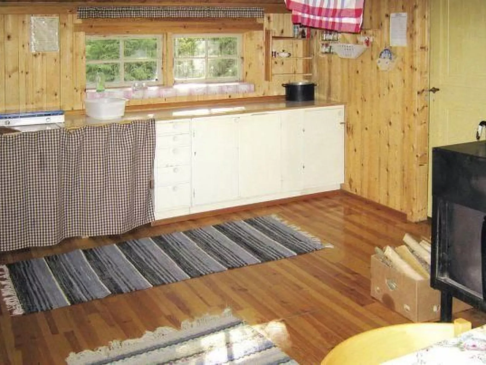 Holzhütte für das wahre Naturerlebnis am See - Buiten