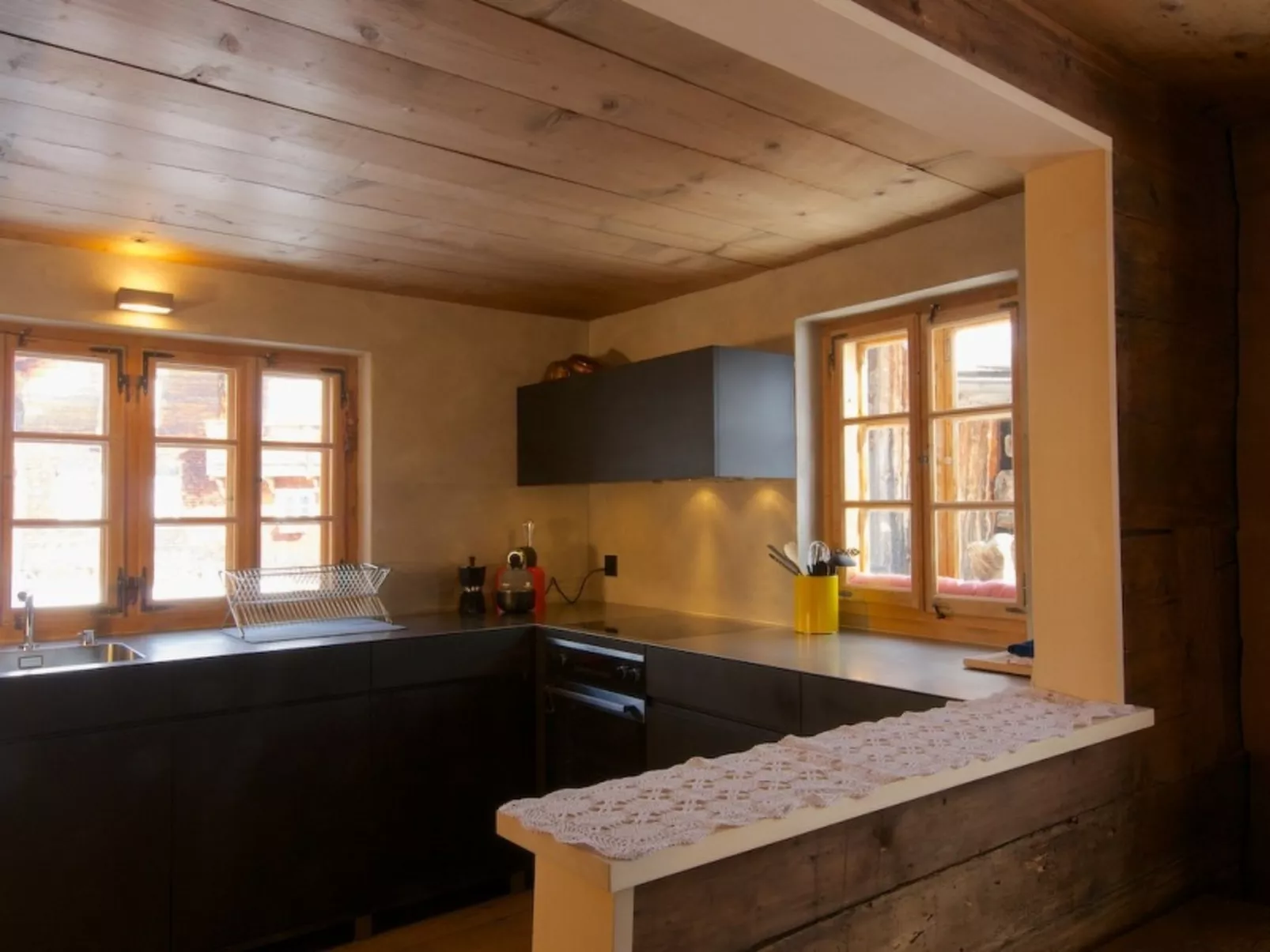 Tgèsa Surrein Giassa10, (Sedrun/Surrein). - Binnen