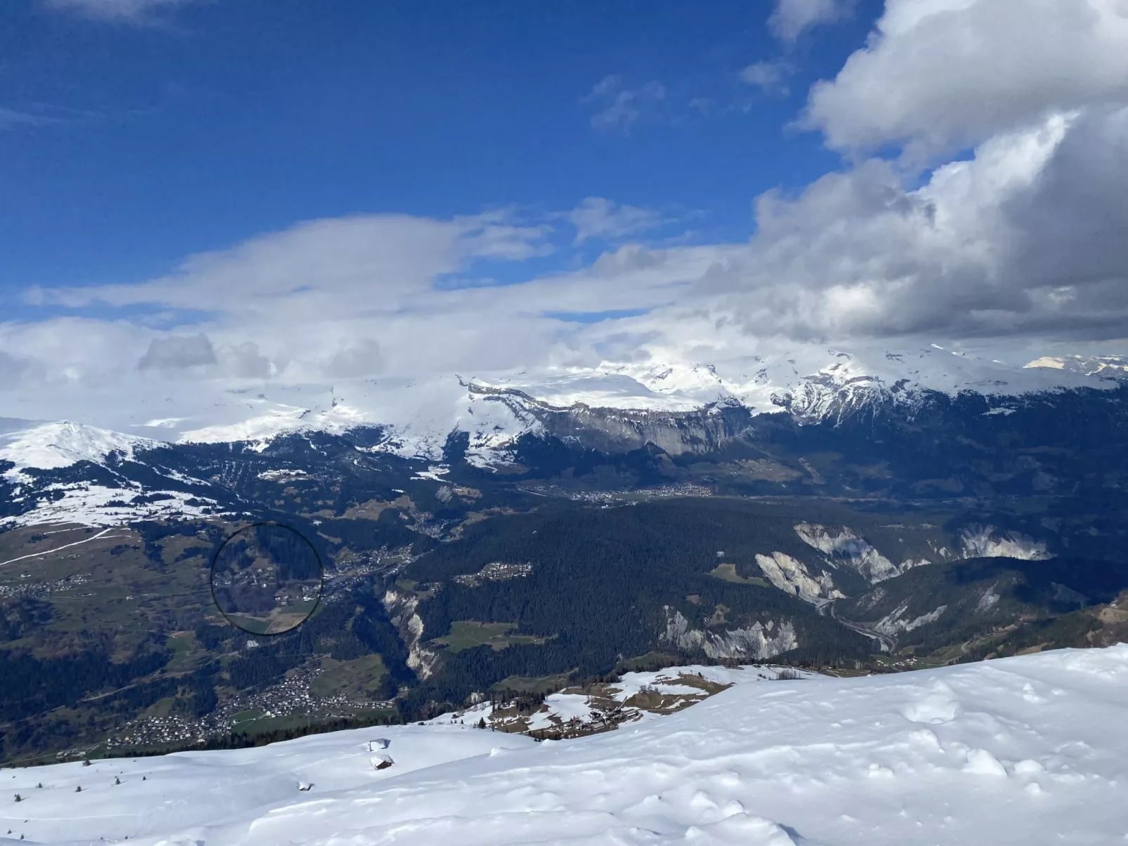 Marmotta, (Laax Dorf). 3 Zimmerwohnung - Buiten