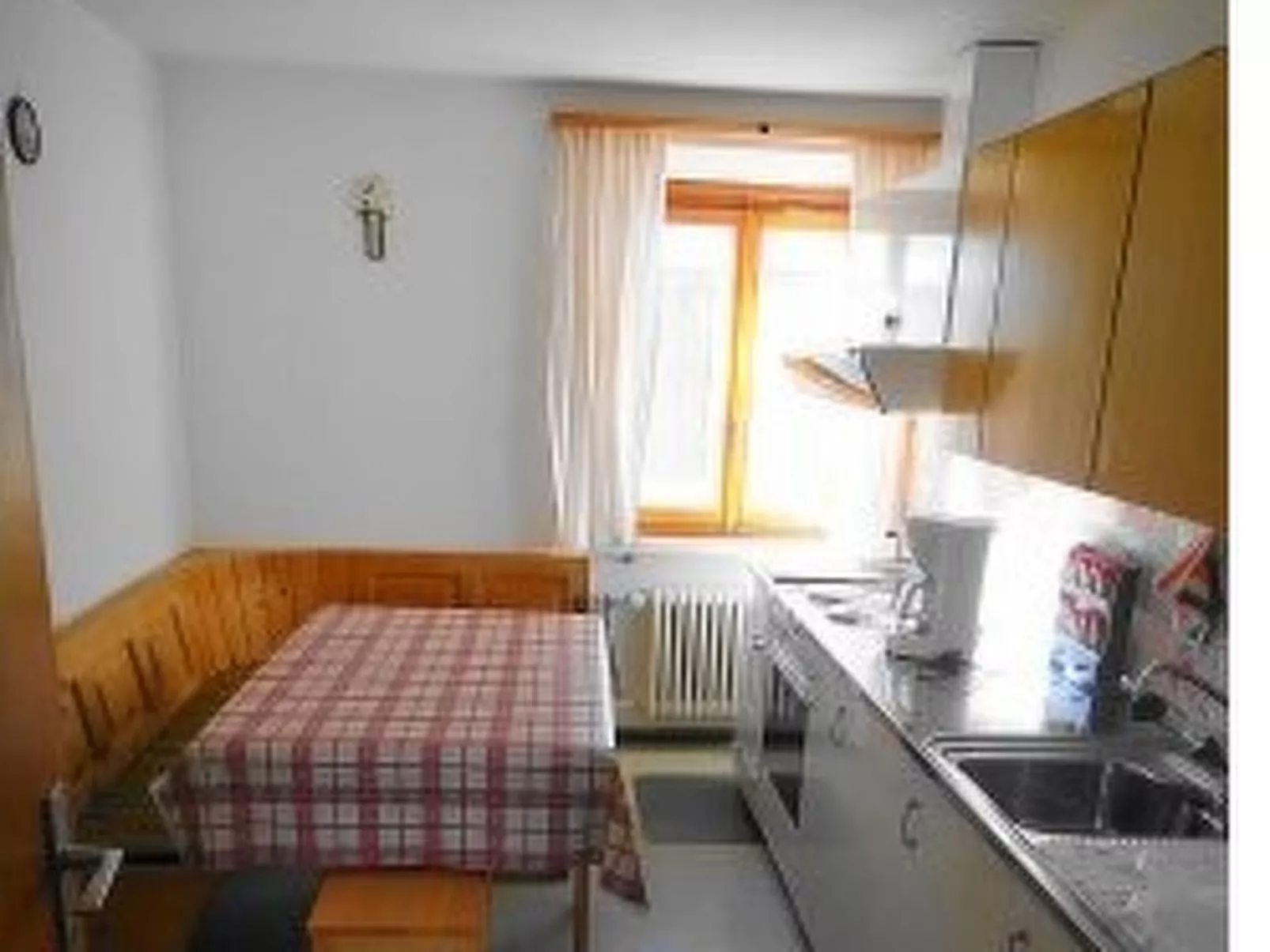 Ferienwohnungen Chasa Muglin 30, (Tschierv). - Binnen