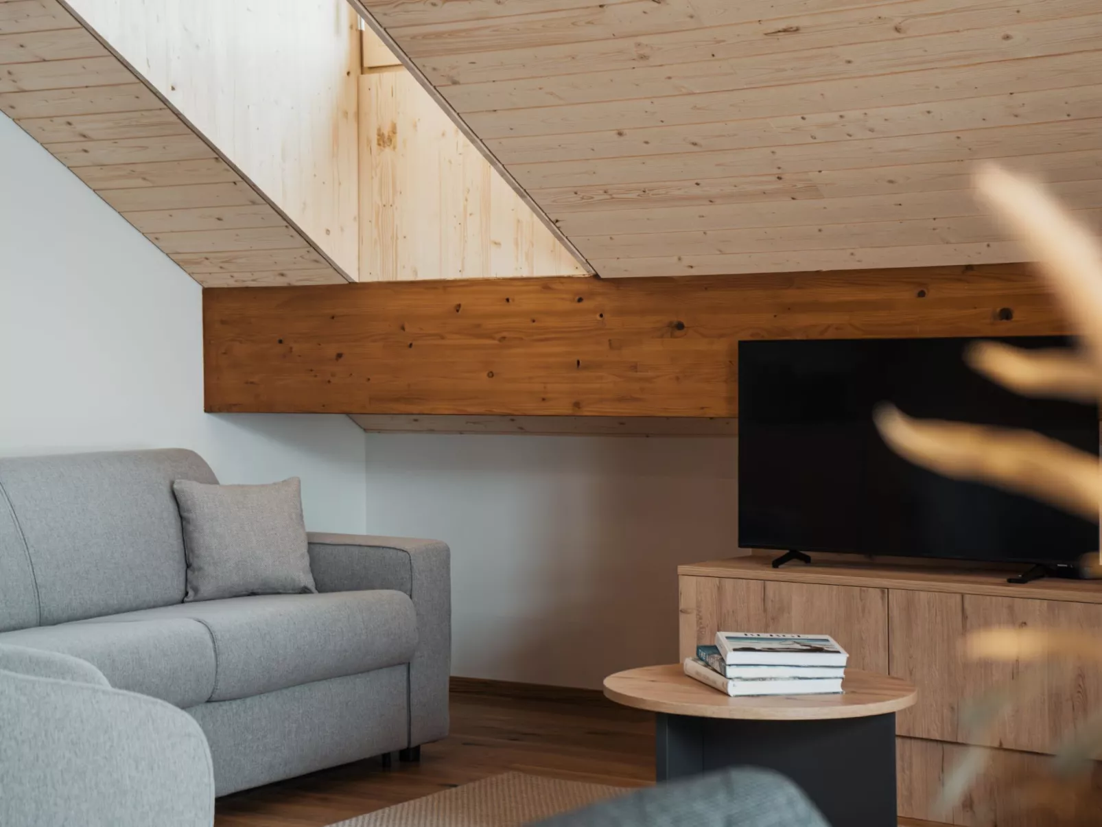 Alpine Apartments, (San Bernardino). - Binnen