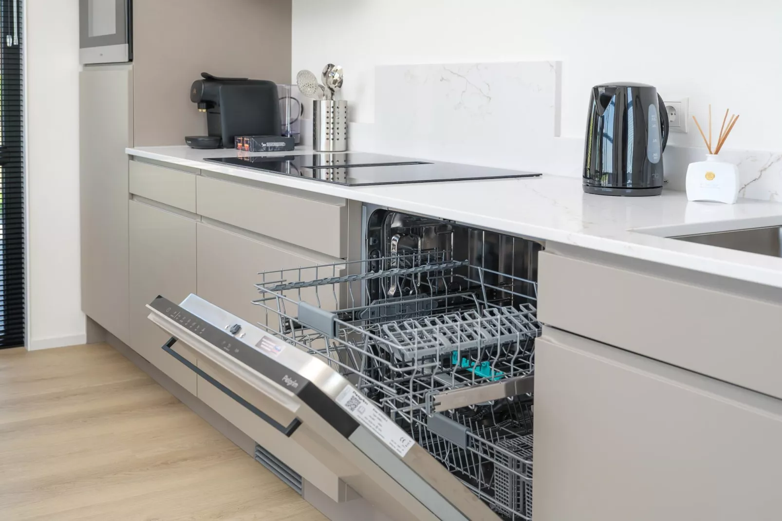 Villa Meerzicht | 6 Pers. - Keuken
