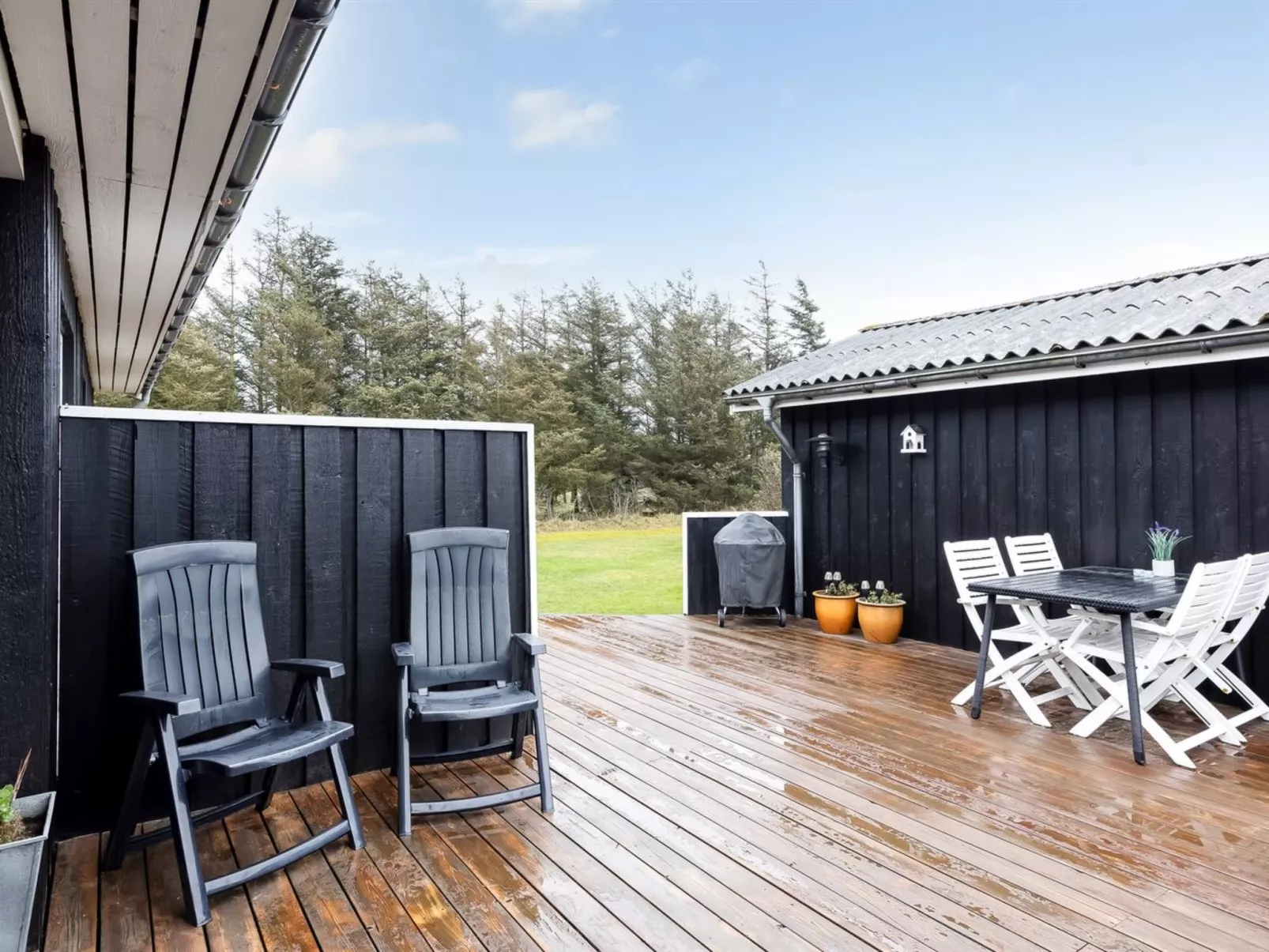 "Pertti" - 400m from the sea - Buiten