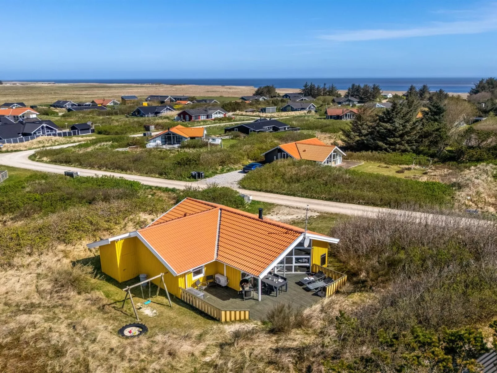"Midja" - 800m from the sea - Buiten