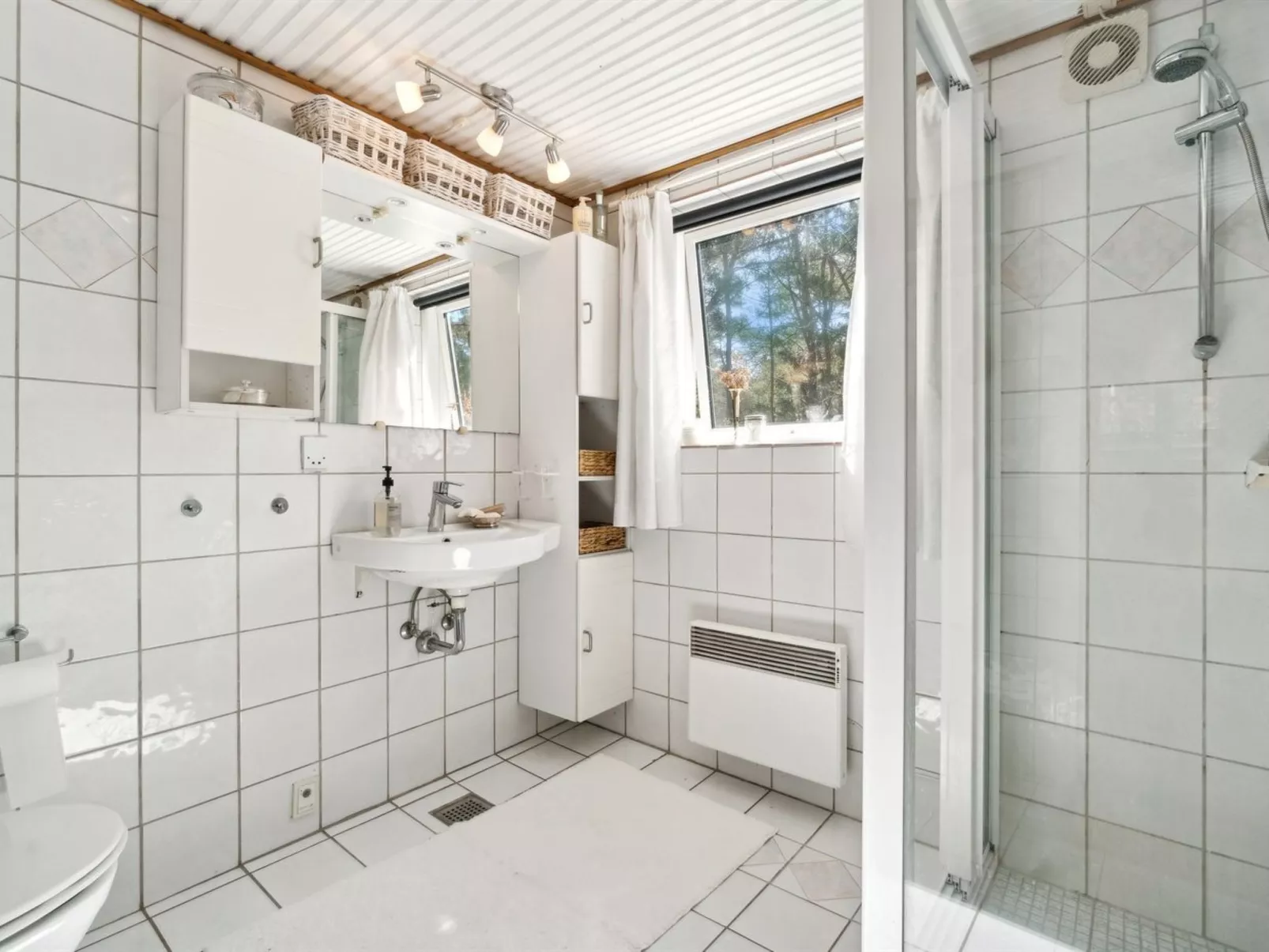 "Eine" - 150m from the sea - Binnen