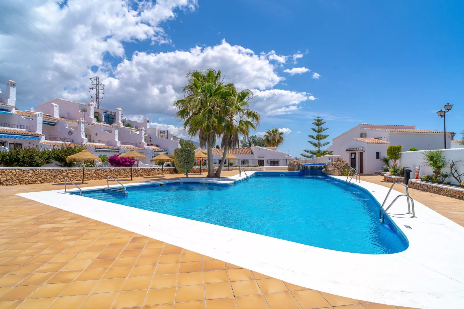 Capistrano Village Casa Emma by Casasol - Zwembad