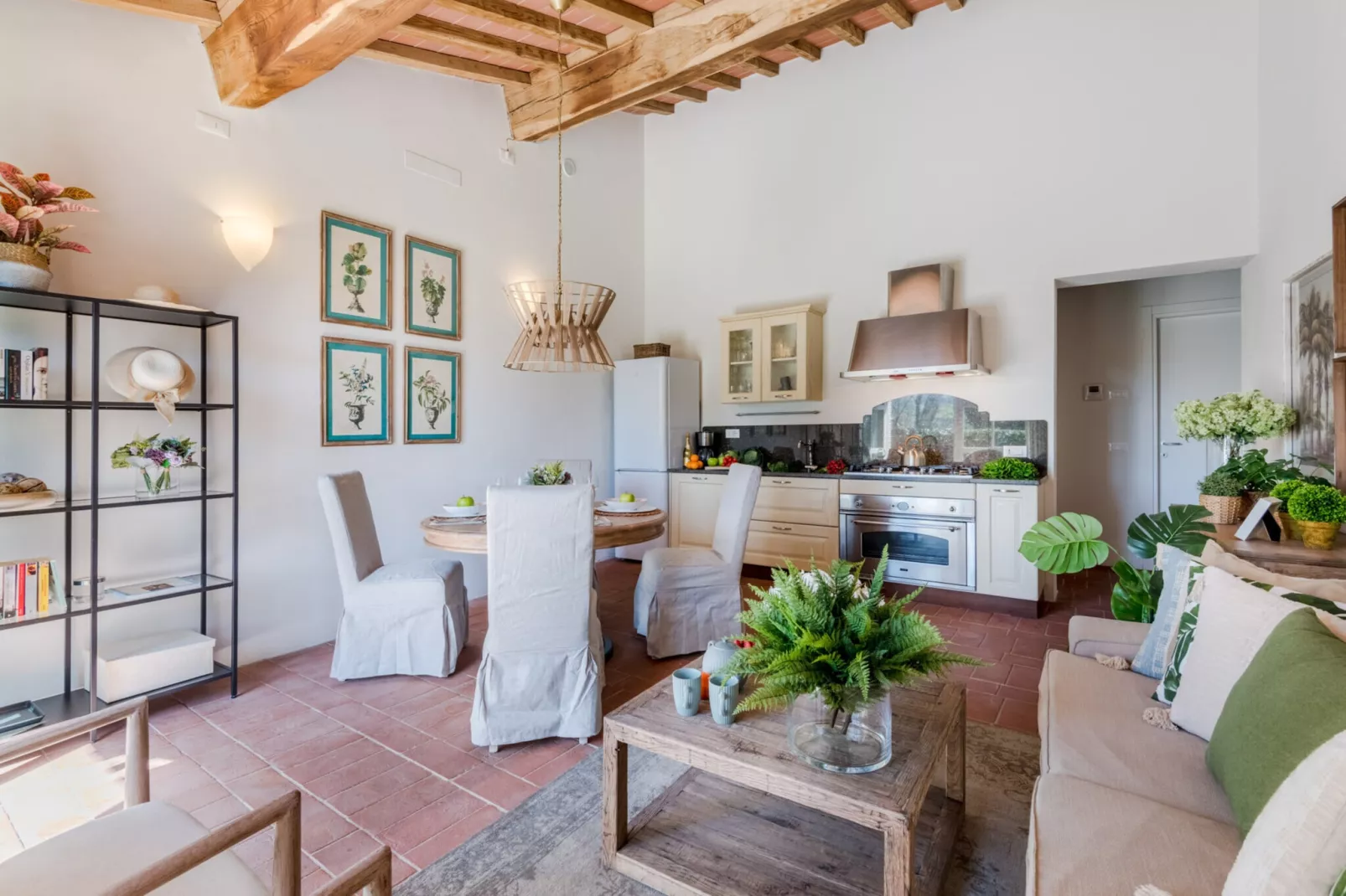 Casa Pinocchio at Borghetto Farmhouse - Woonkamer