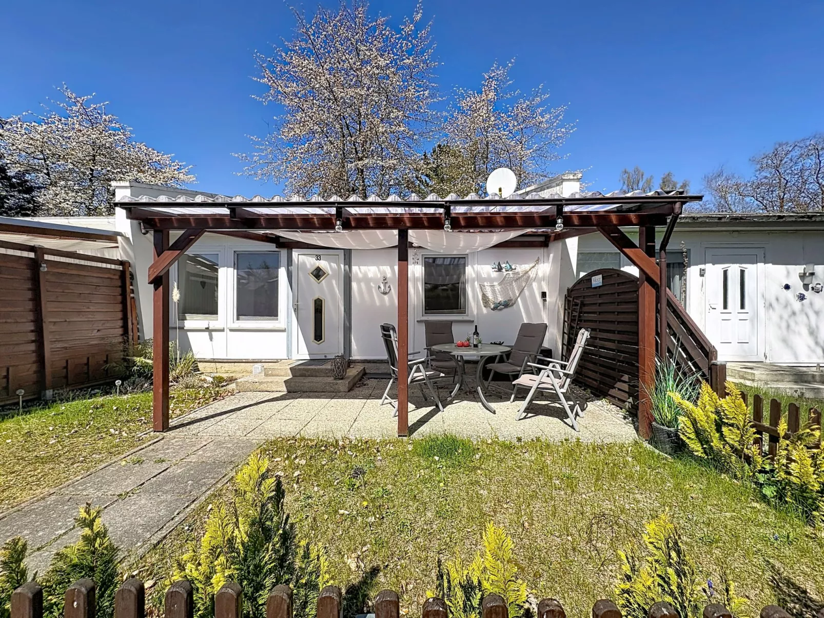 Bungalow 33 - Buiten