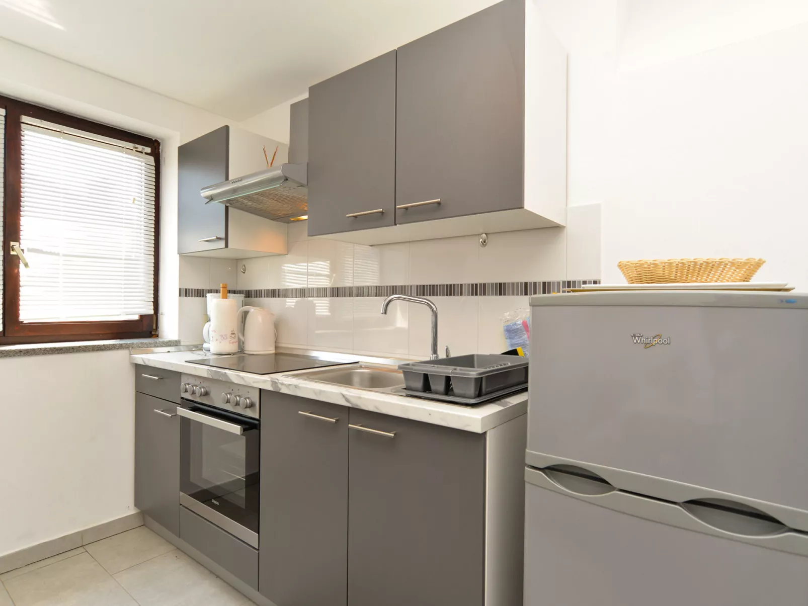 Apartment 242 - Binnen