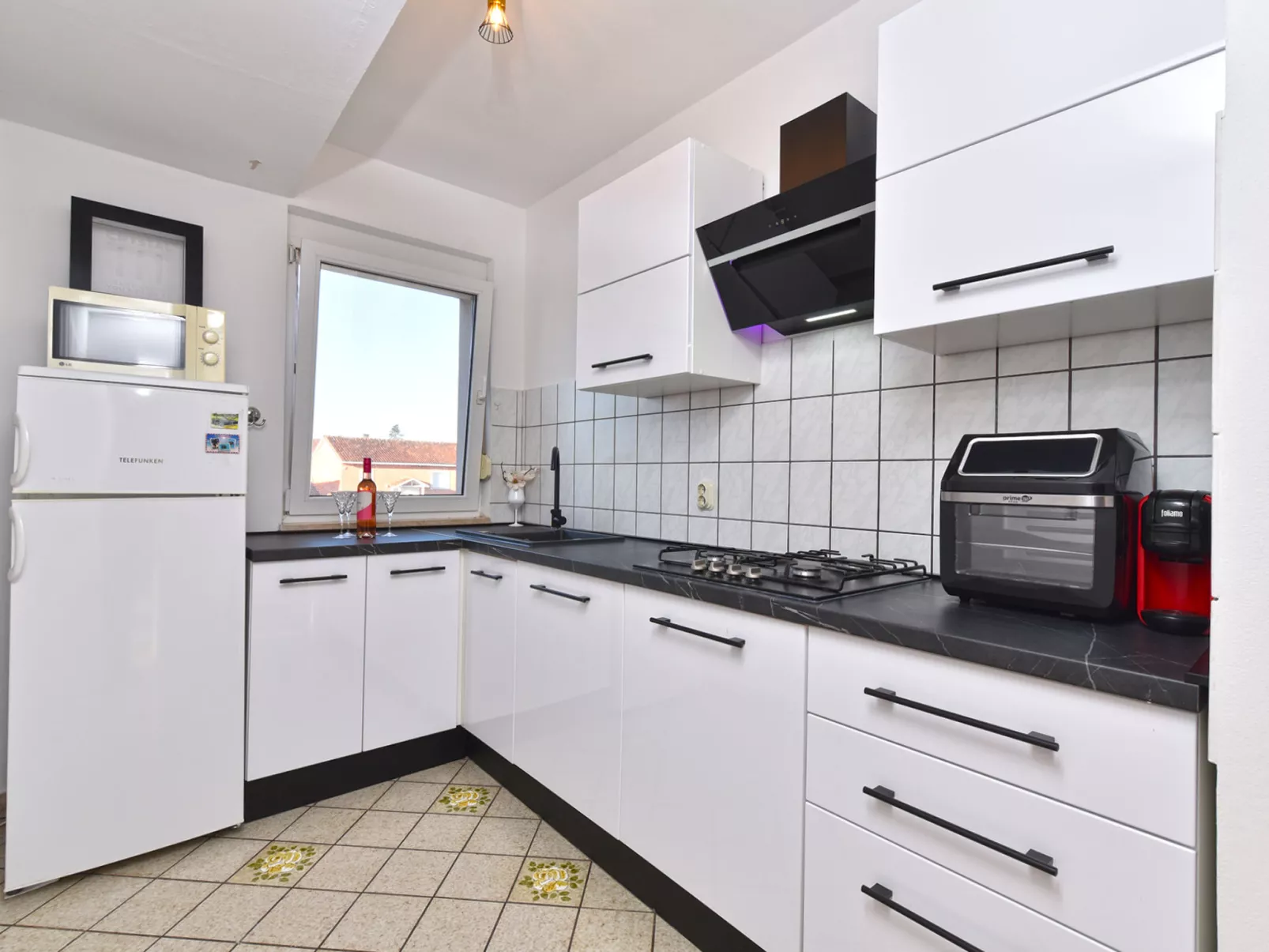 Apartment 143 - Binnen