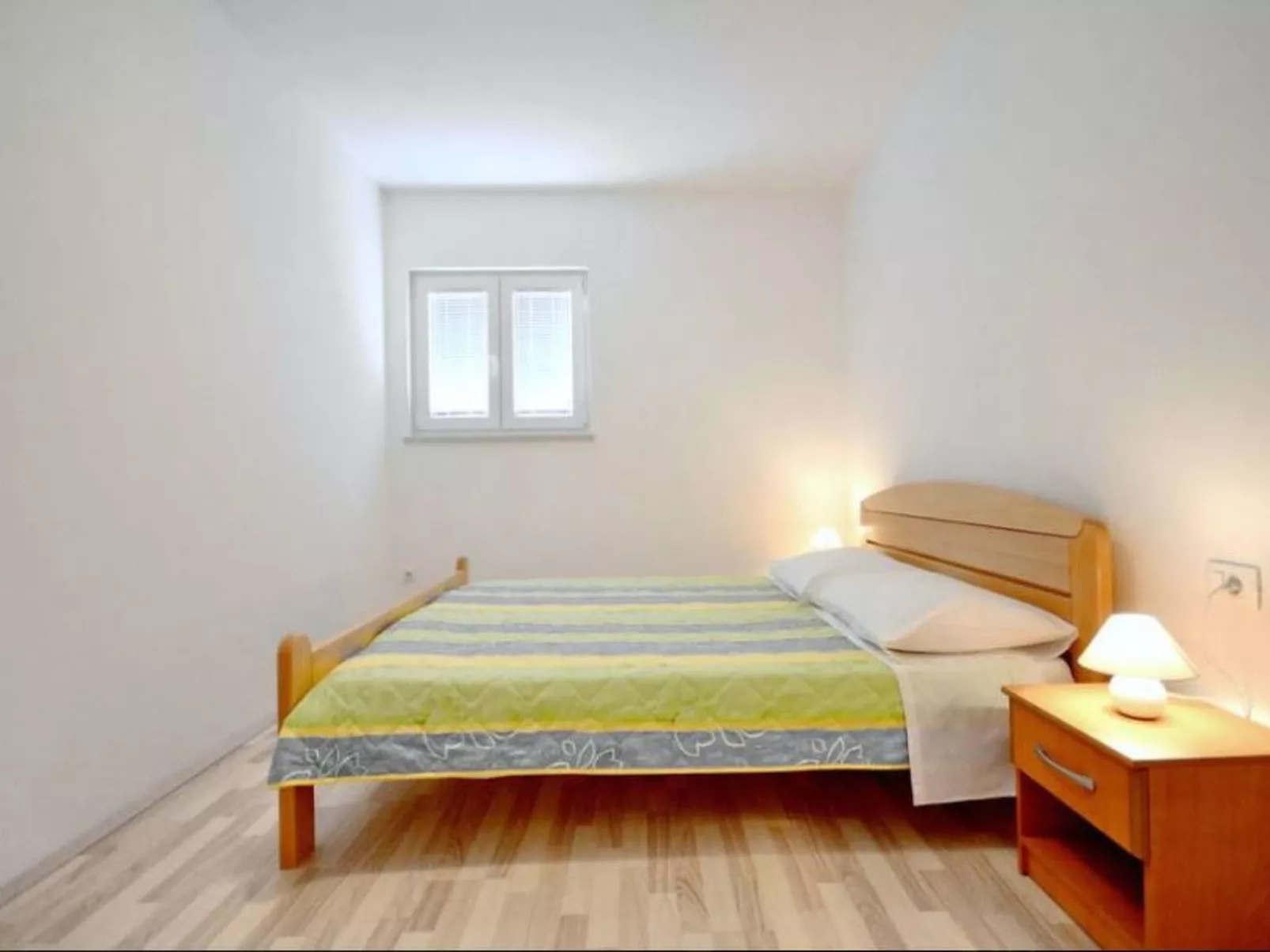 Für 6 Personen ca. 72 m&sup2; in Podgora, Dalmatien (Gespanschaft Split-Dalmati - Image-tags.info