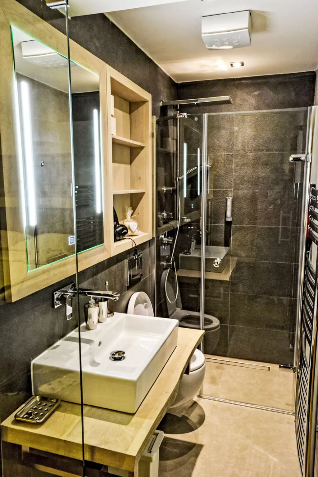 Luxury Wellness - Binnen