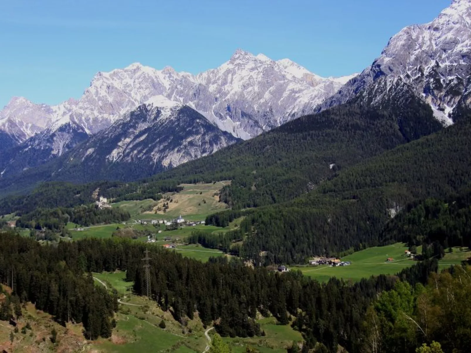 Forsthaus Falkenstein, (Tarasp). - Buiten