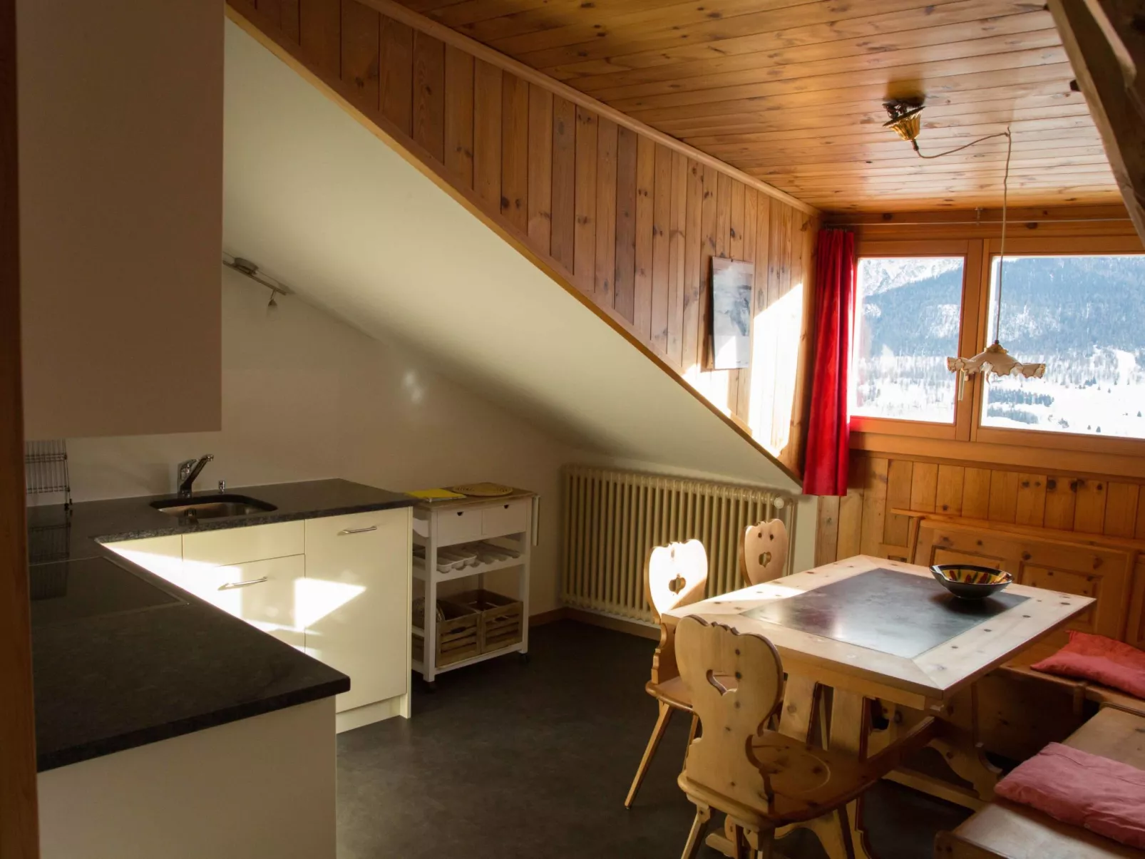 Vichava 8, Süd, (Ftan). - Binnen